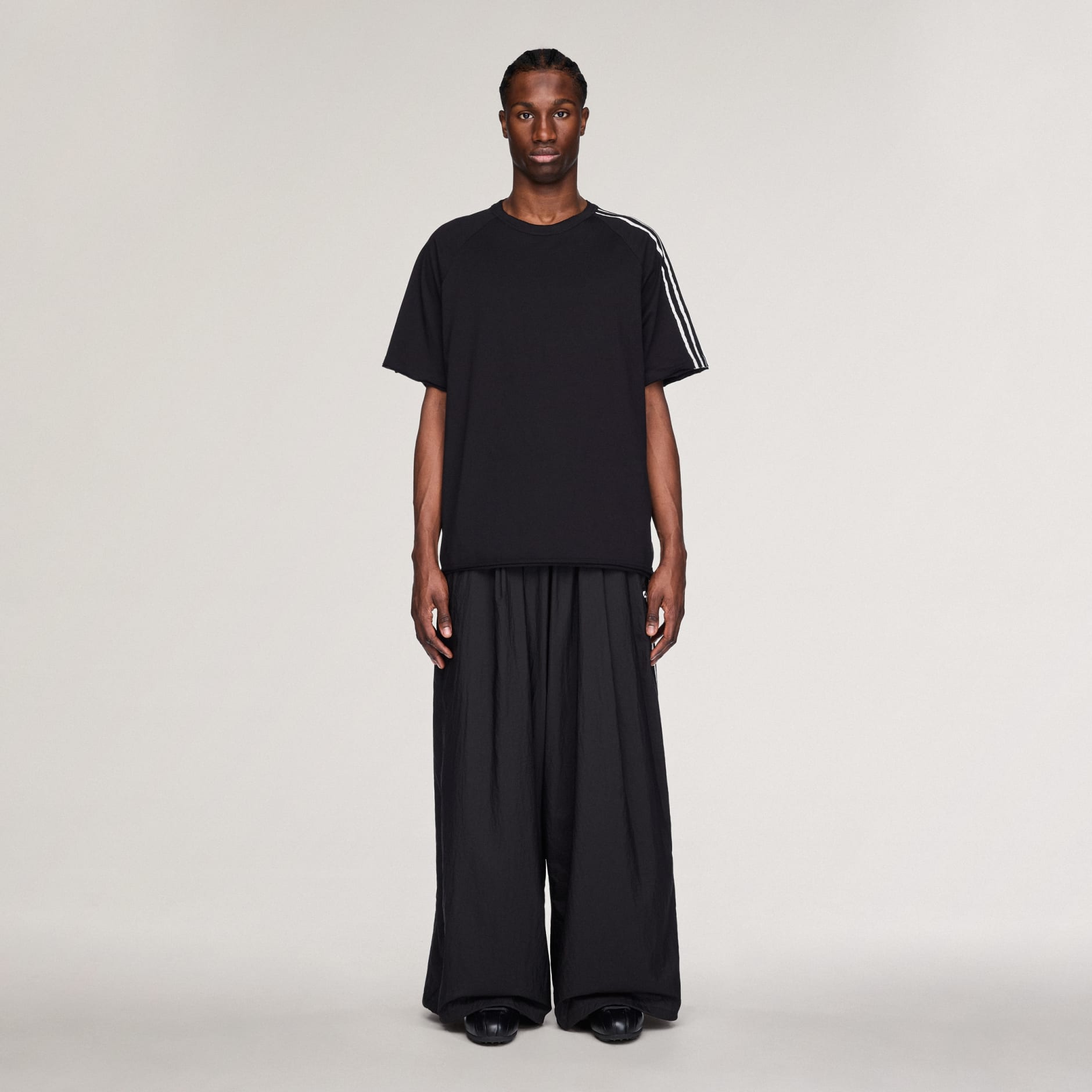 PANTALONI LARGI Y-3 RAW EDGE CU 3 DUNGI