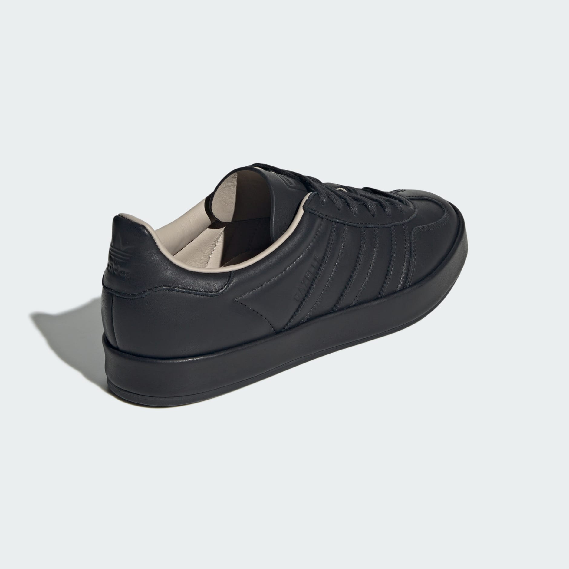 Gazelle Indoor Shoes