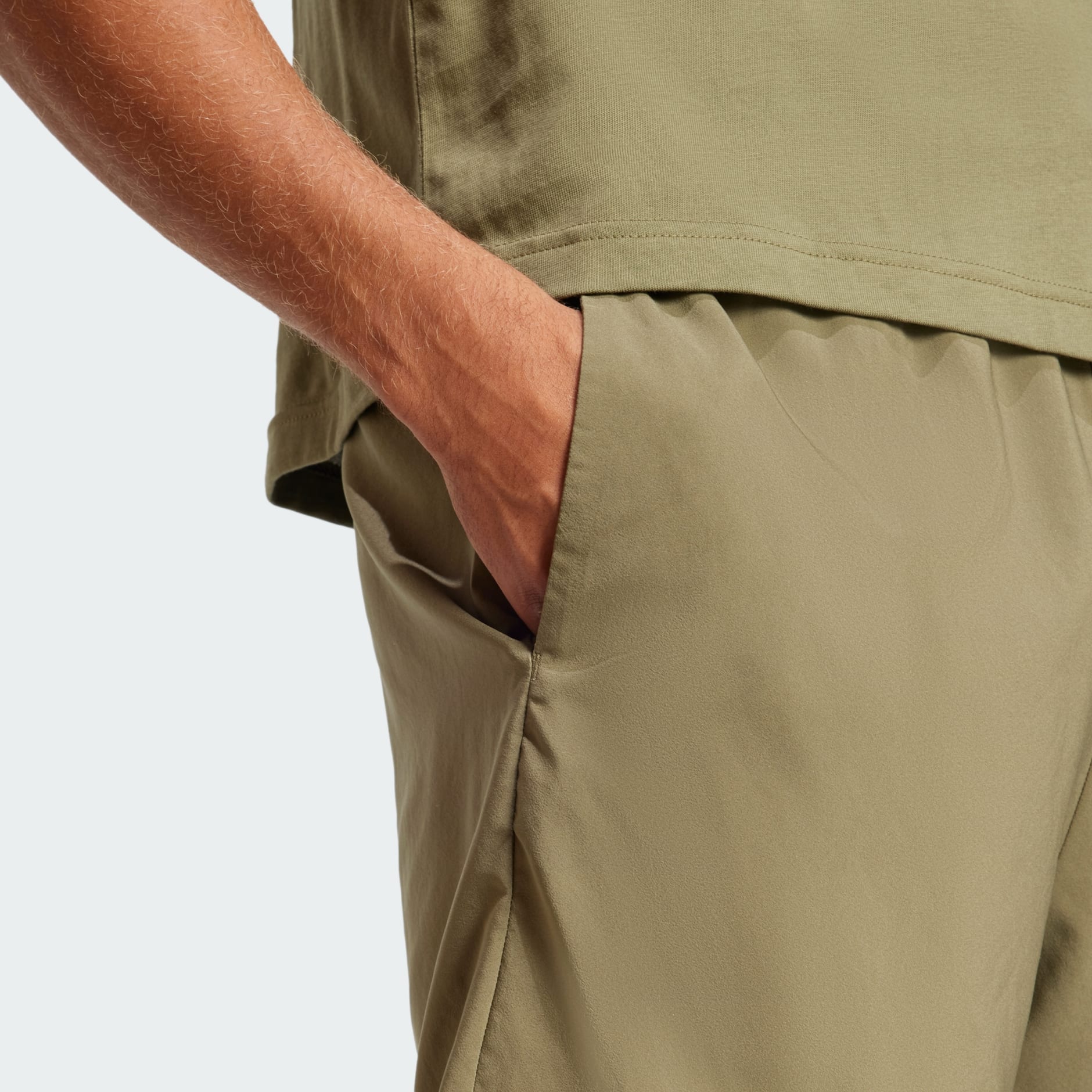 Pantaloni scurți Essentials Chelsea cu logo mic