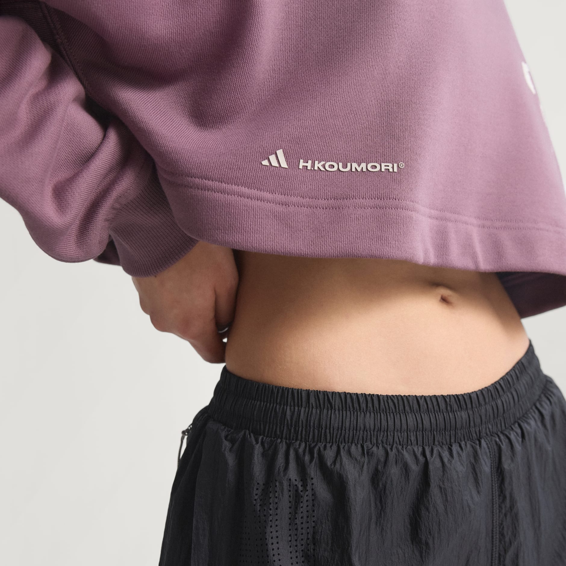 adi365 hk Running Crew