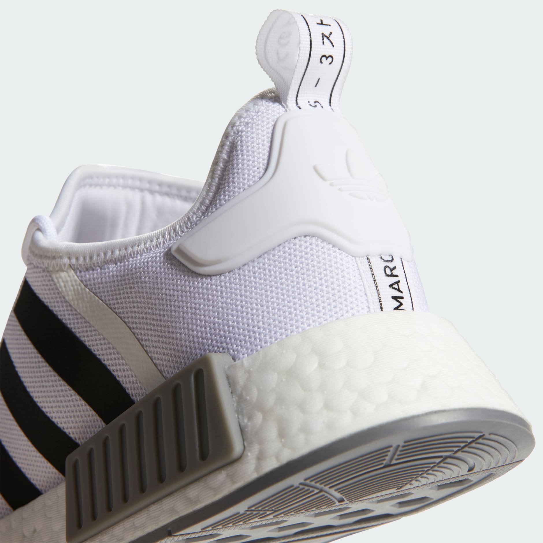 Adidas originals women's shop nmd_r1 shoes iii