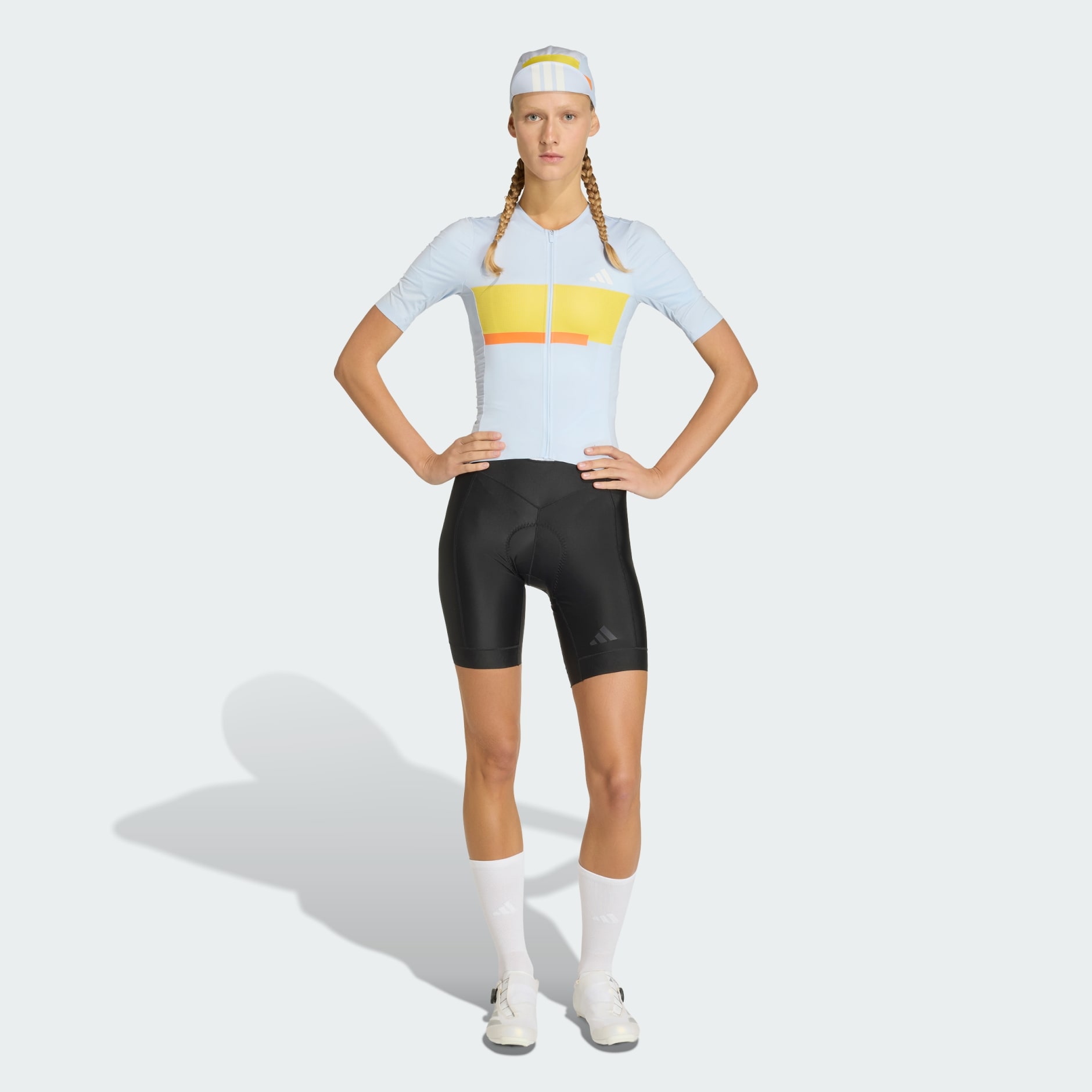 PANTALONI SCURȚI CĂPTUȘIȚI CU BRETELE PENTRU CICLISM ESSENTIALS