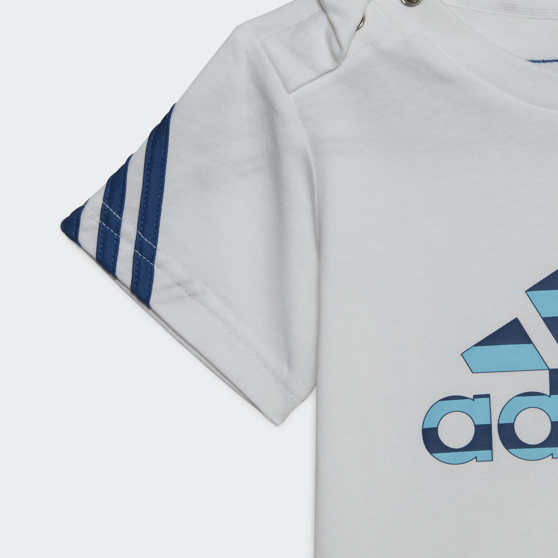 طقم adidas x Classic LEGO® Tee and Pant