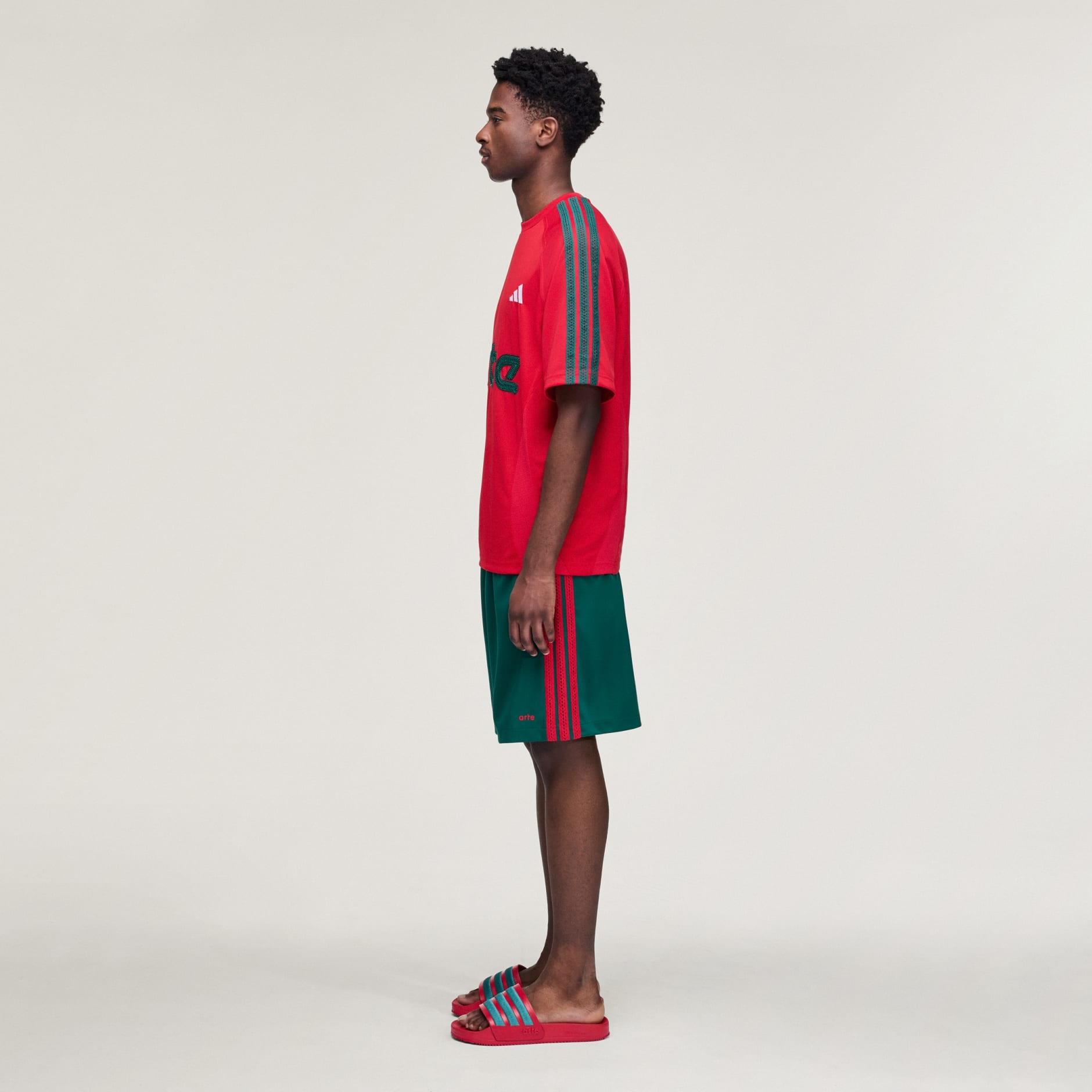 Pantaloni scurți adidas x Arte Antwerp