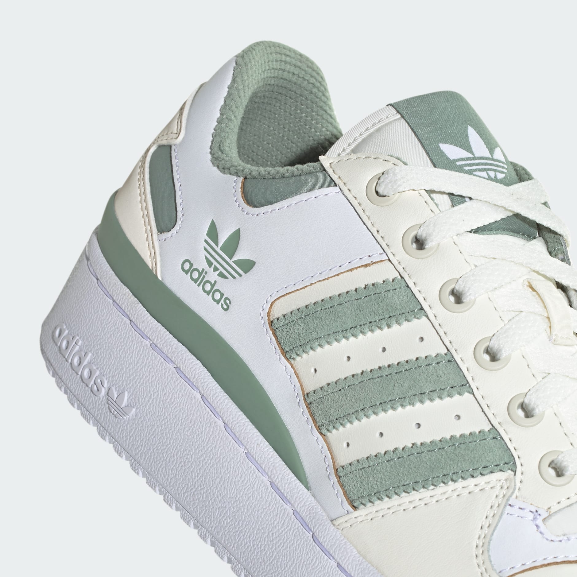 FORUM BOLD STRIPES W