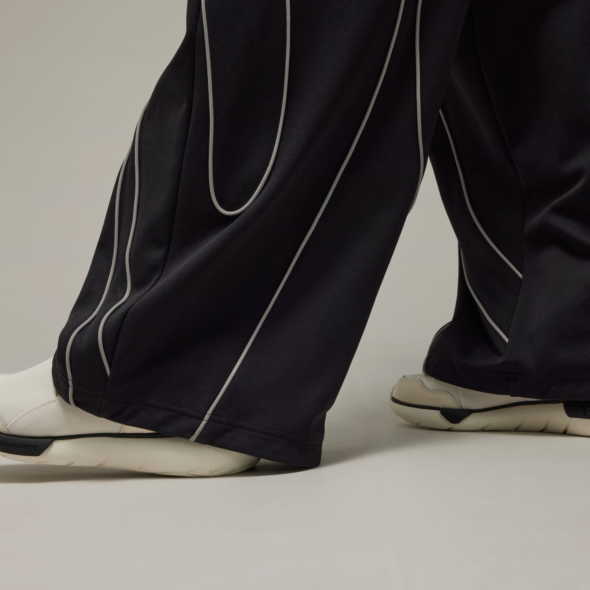 adidas Y-3 Sport Uniform 3-Stripes Pants - Black | Free