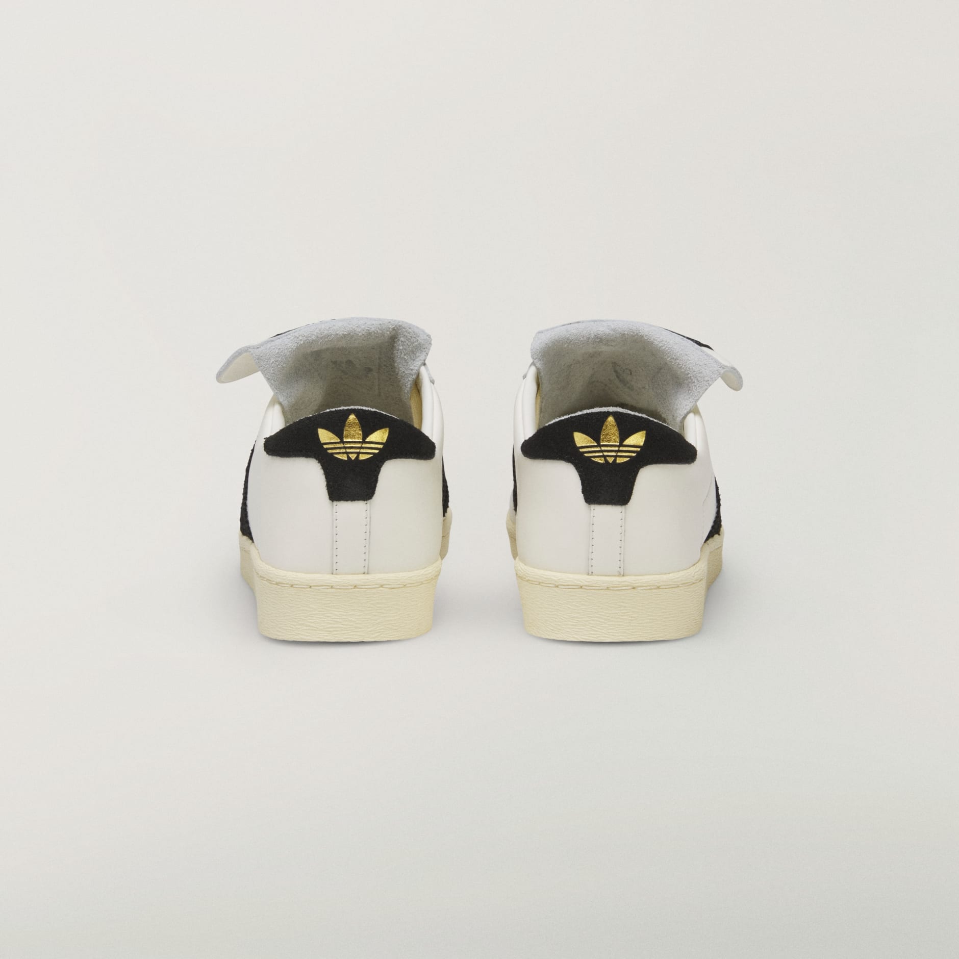 Chavarria Jabbar 低筒鞋款