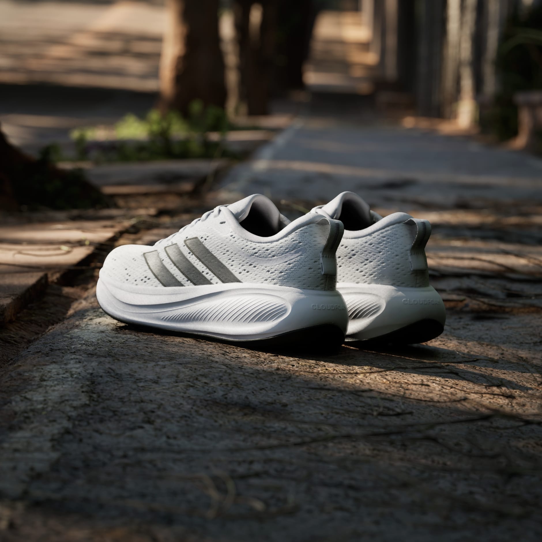 RESPONSE PACE RUNNING SHOES