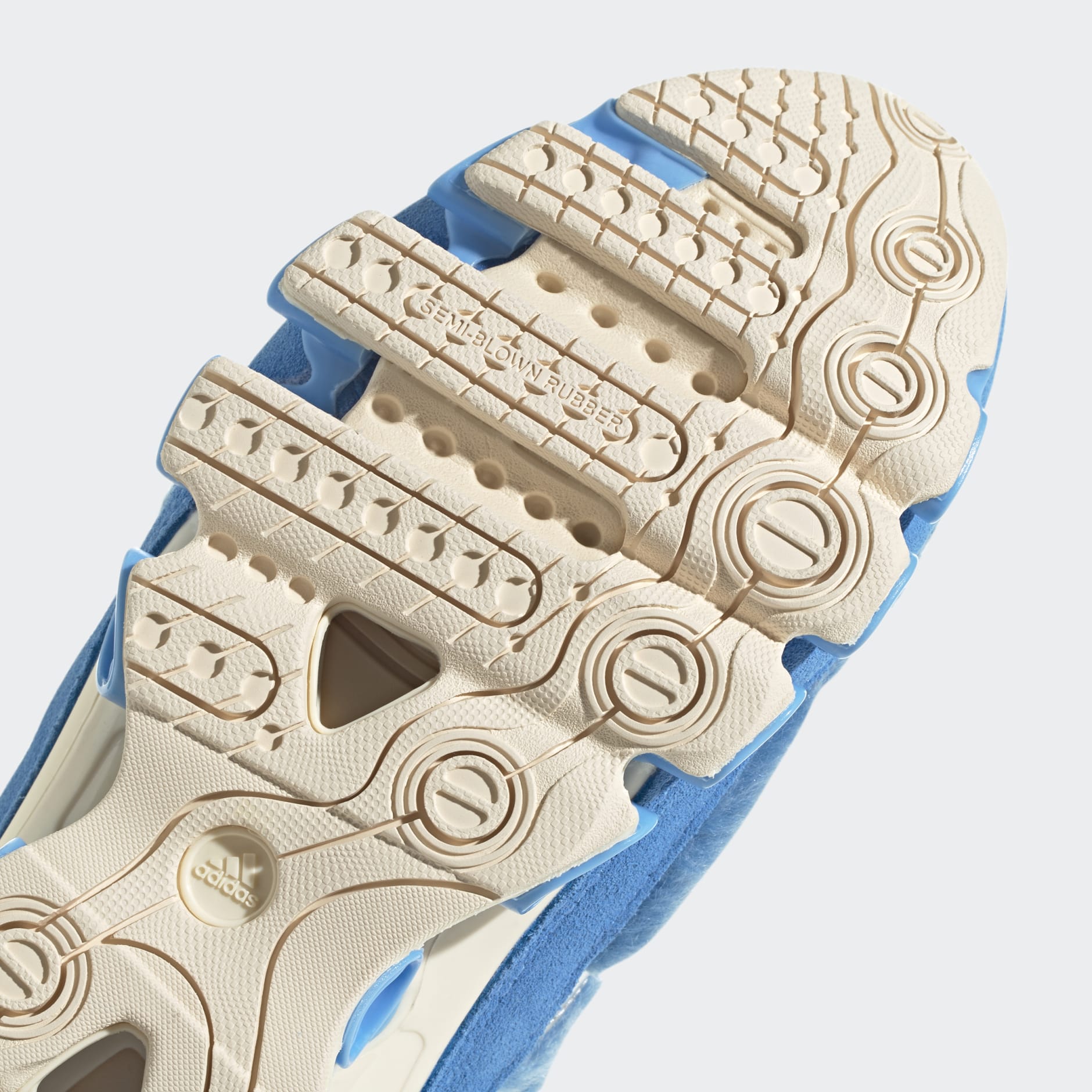 Kerwin Frost YTI Microbounce Shoes