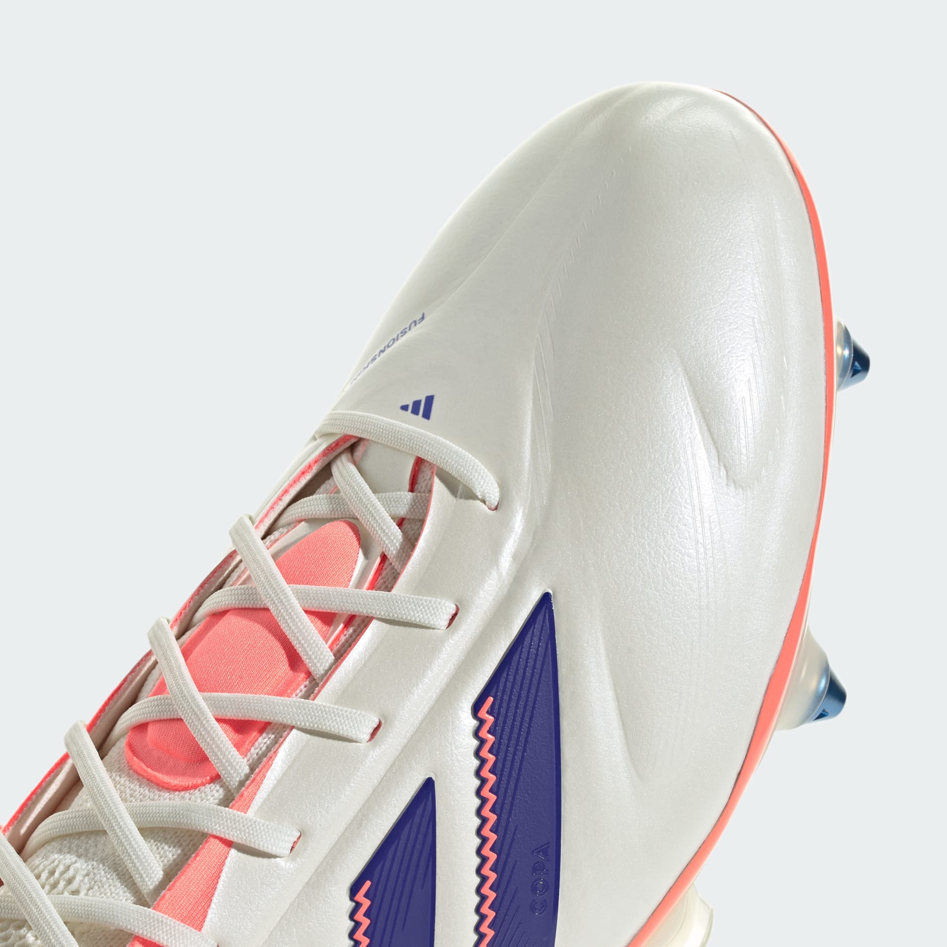 Ghete Copa Pure 3 Elite pentru teren moale