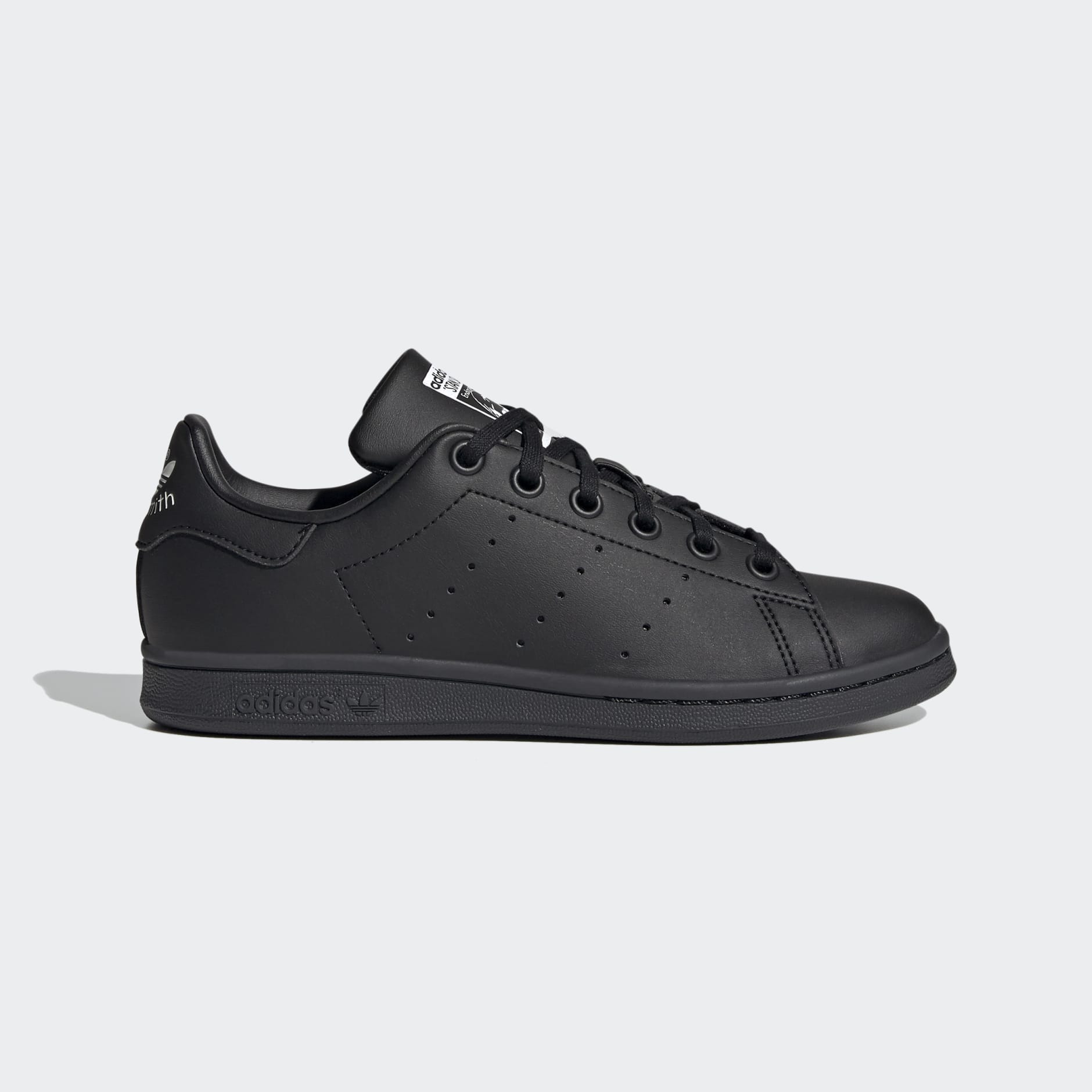 Stan smith shop noir et blanche