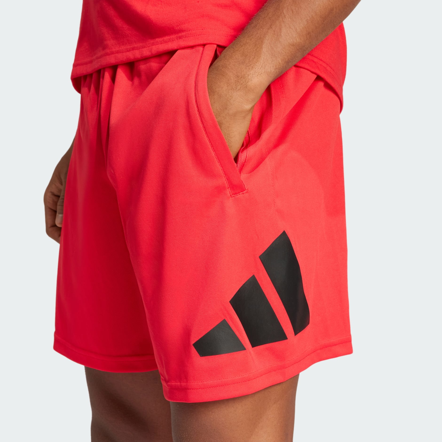 Kratke hlače za trening s logotipom Train Essentials