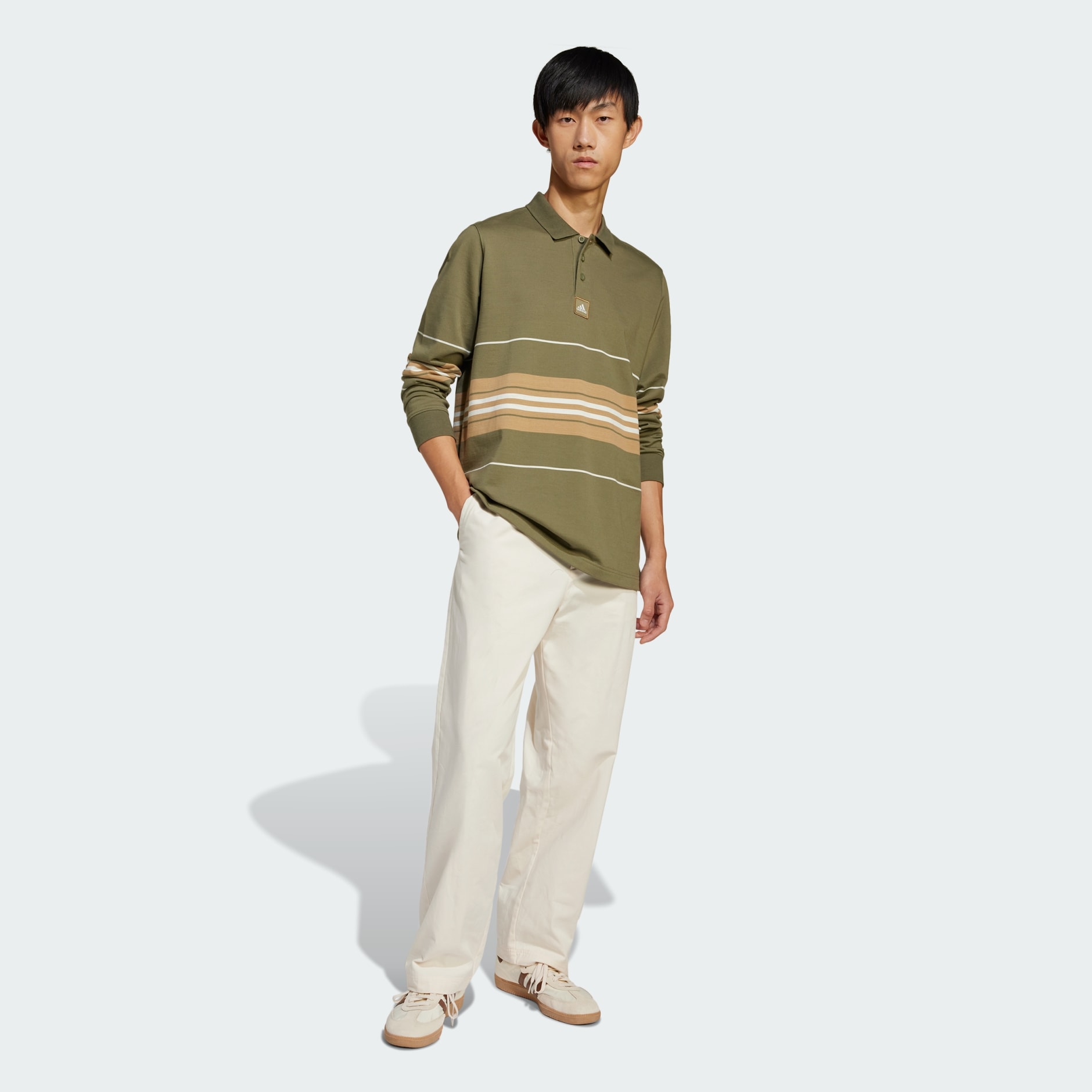 قميص بولو مُخطّط