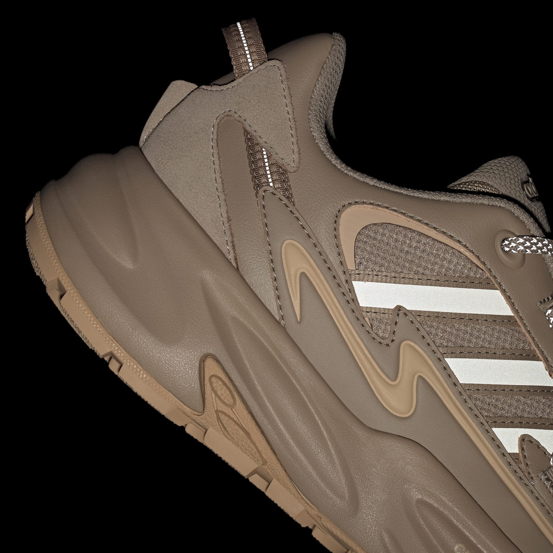 Ozwave Surge 運動鞋