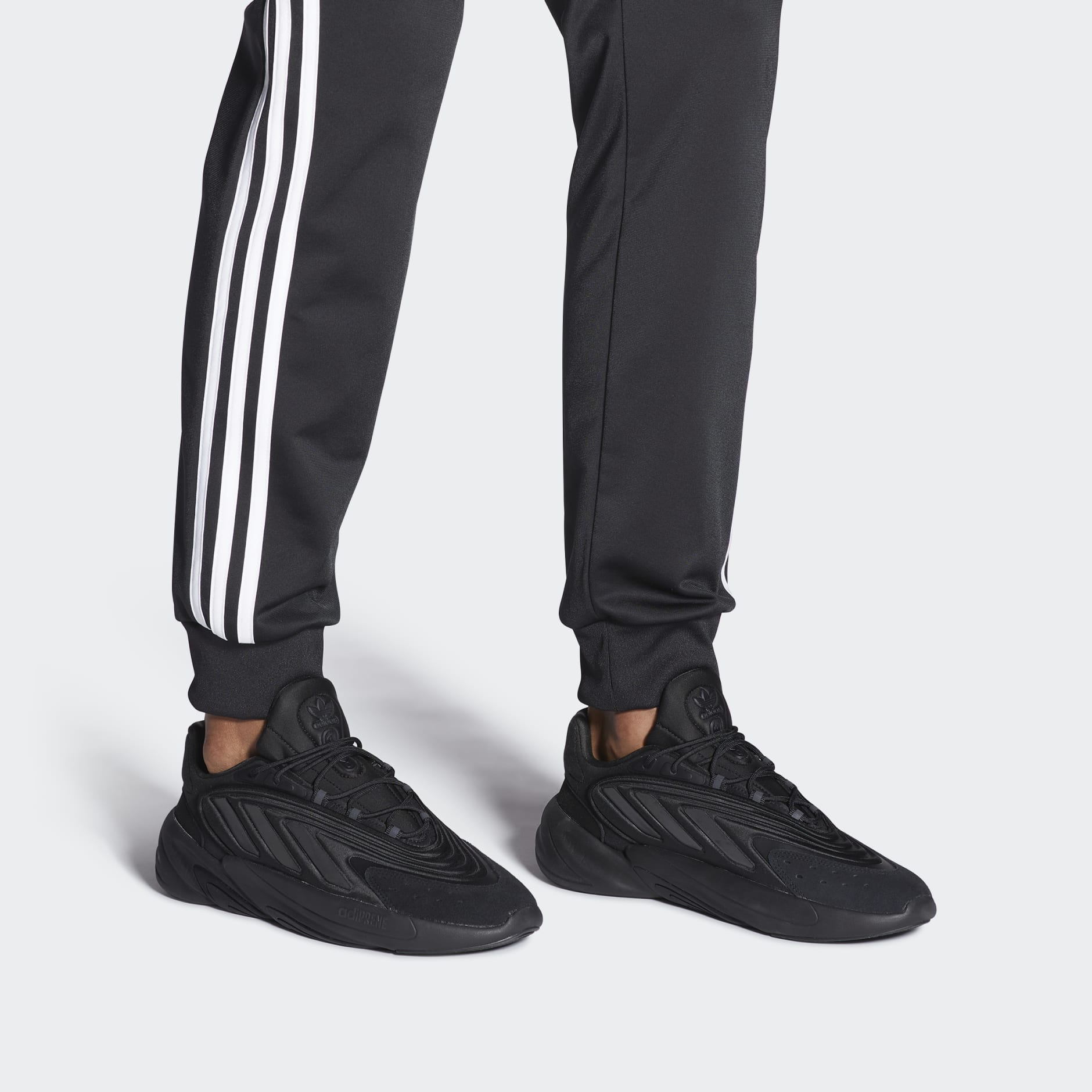 Adidas sweatpants with nike hot sale shoes