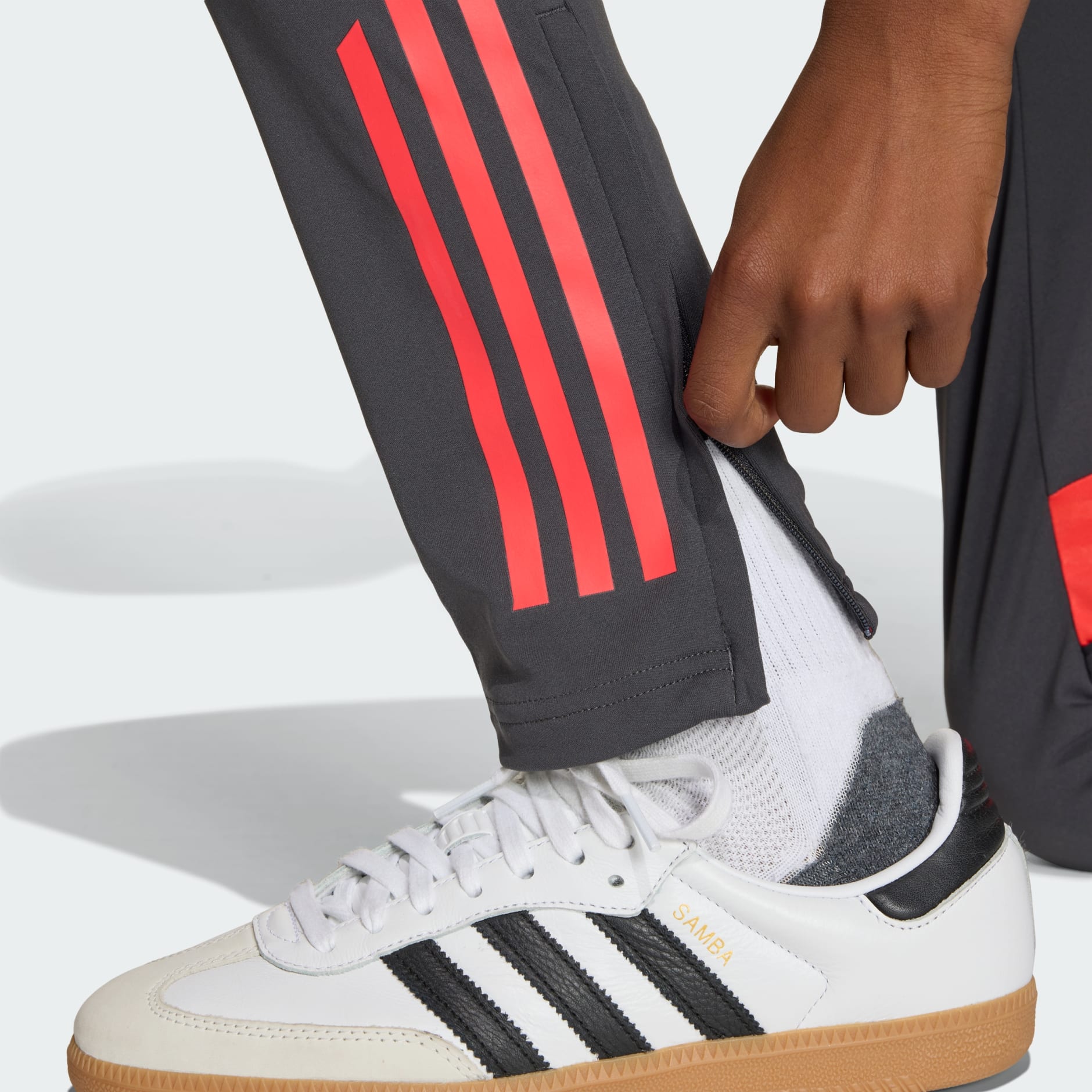 Liverpool FC Tiro 25 Competition Training Pants