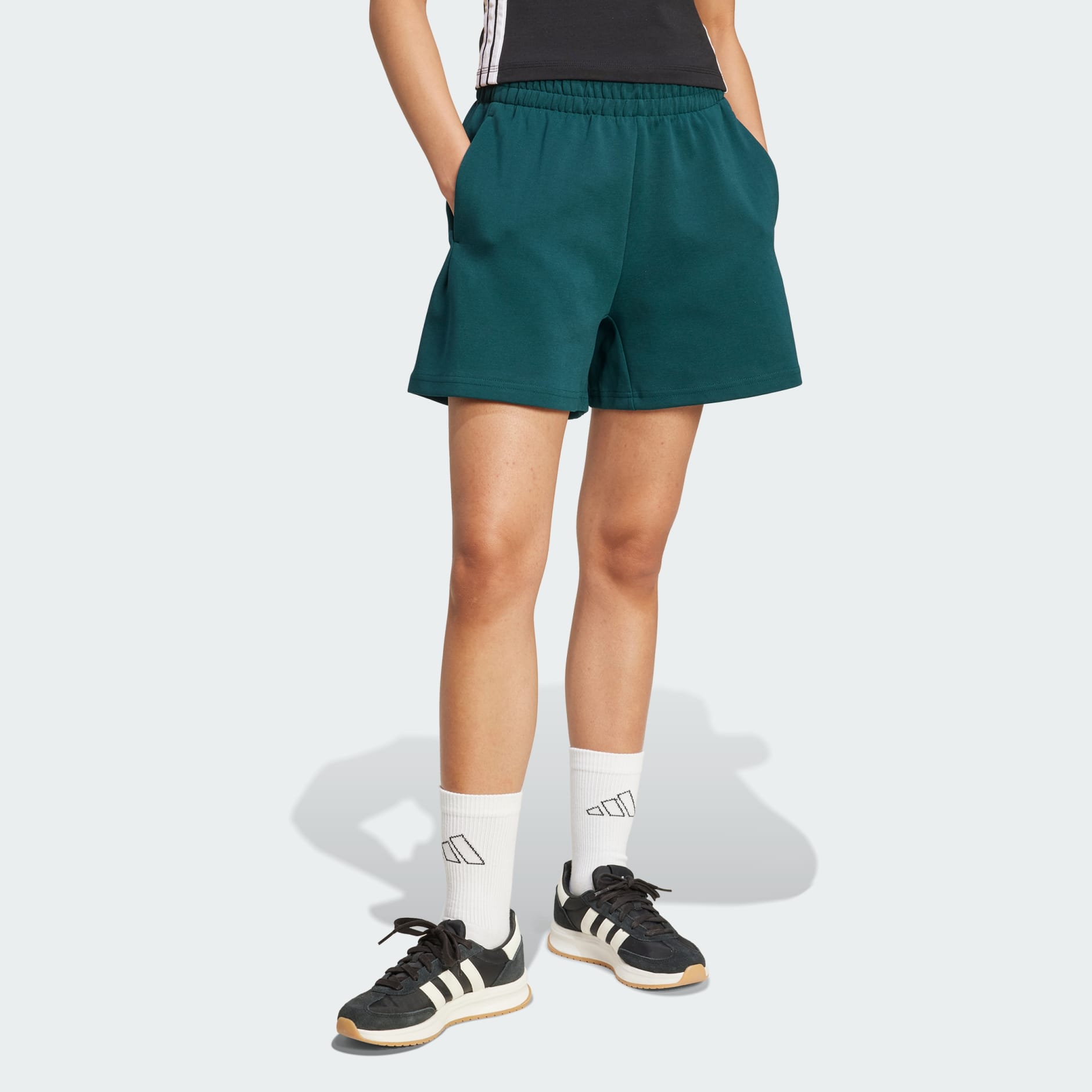 شورت Future Icons Small Logo