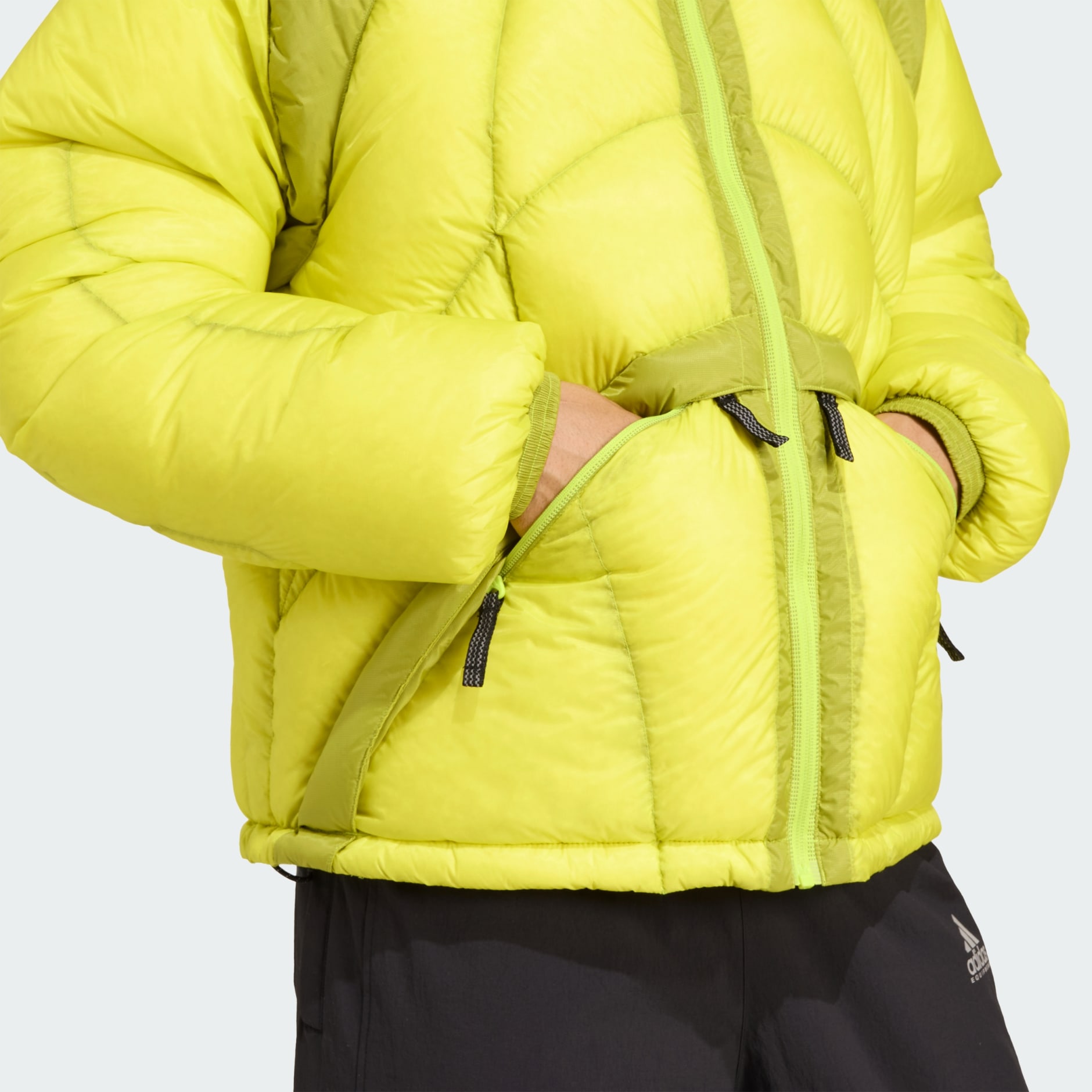 جاكيت Equipment Pertex من أديداس