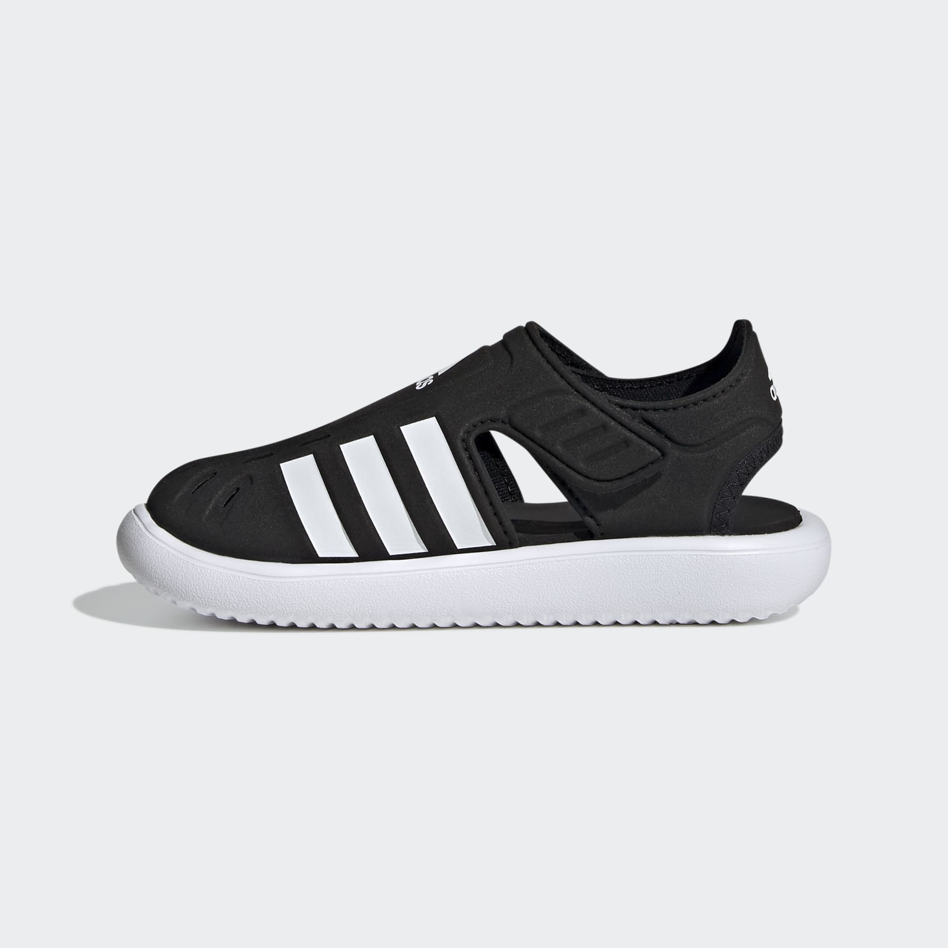 WATER SANDAL C
