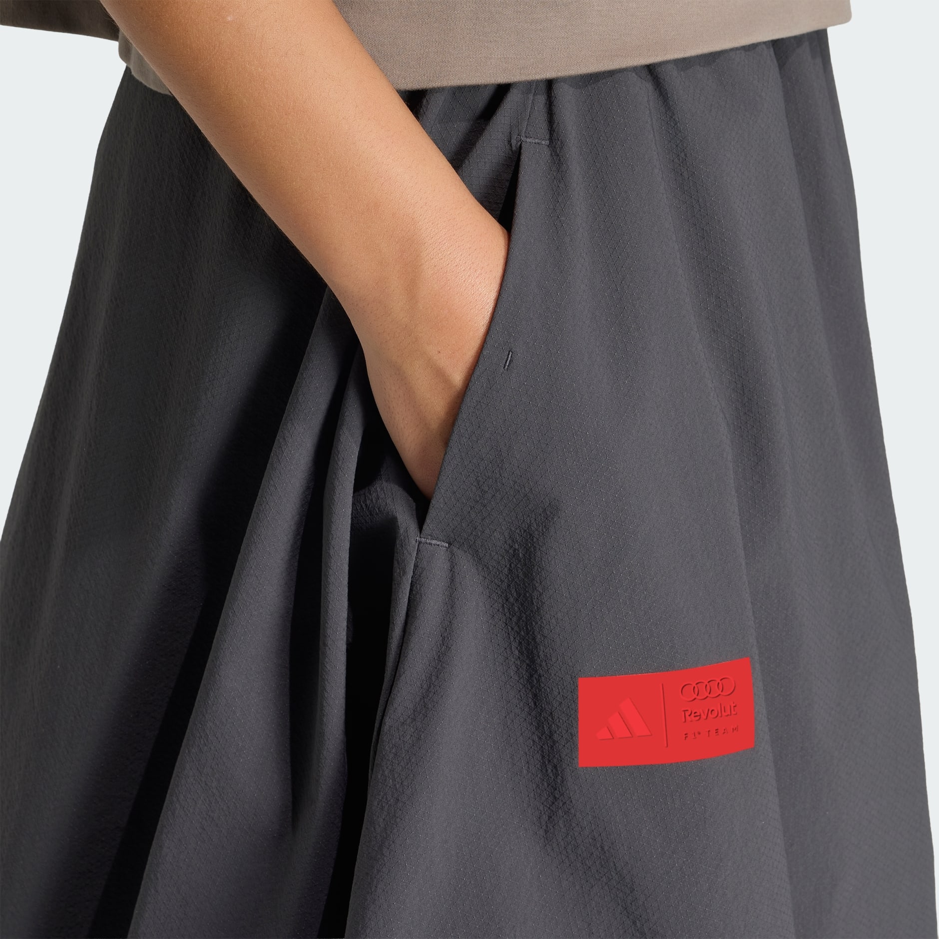 SUKNJA AUDI REVOLUT F1 TEAM ELEVATED WOVEN