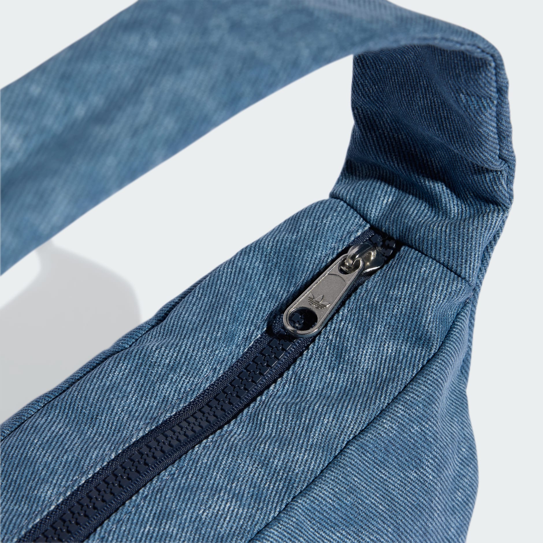 Geantă de umăr din denim