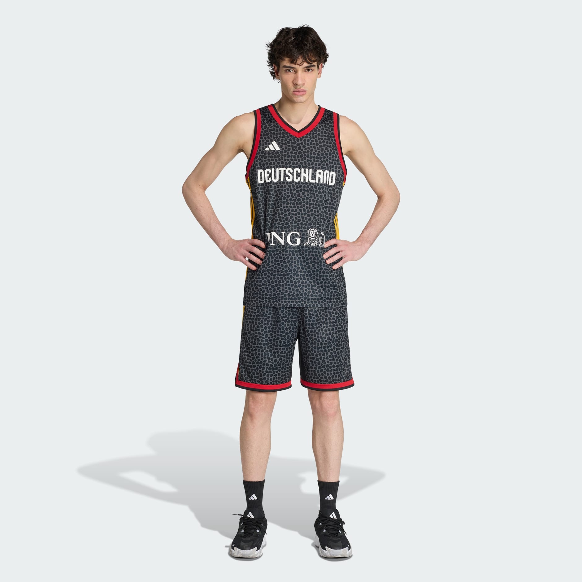 PANTALONI SCURȚI DE BASCHET DBB PENTRU MECIURI &Icirc;N DEPLASARE, PENTRU BĂRBAȚI