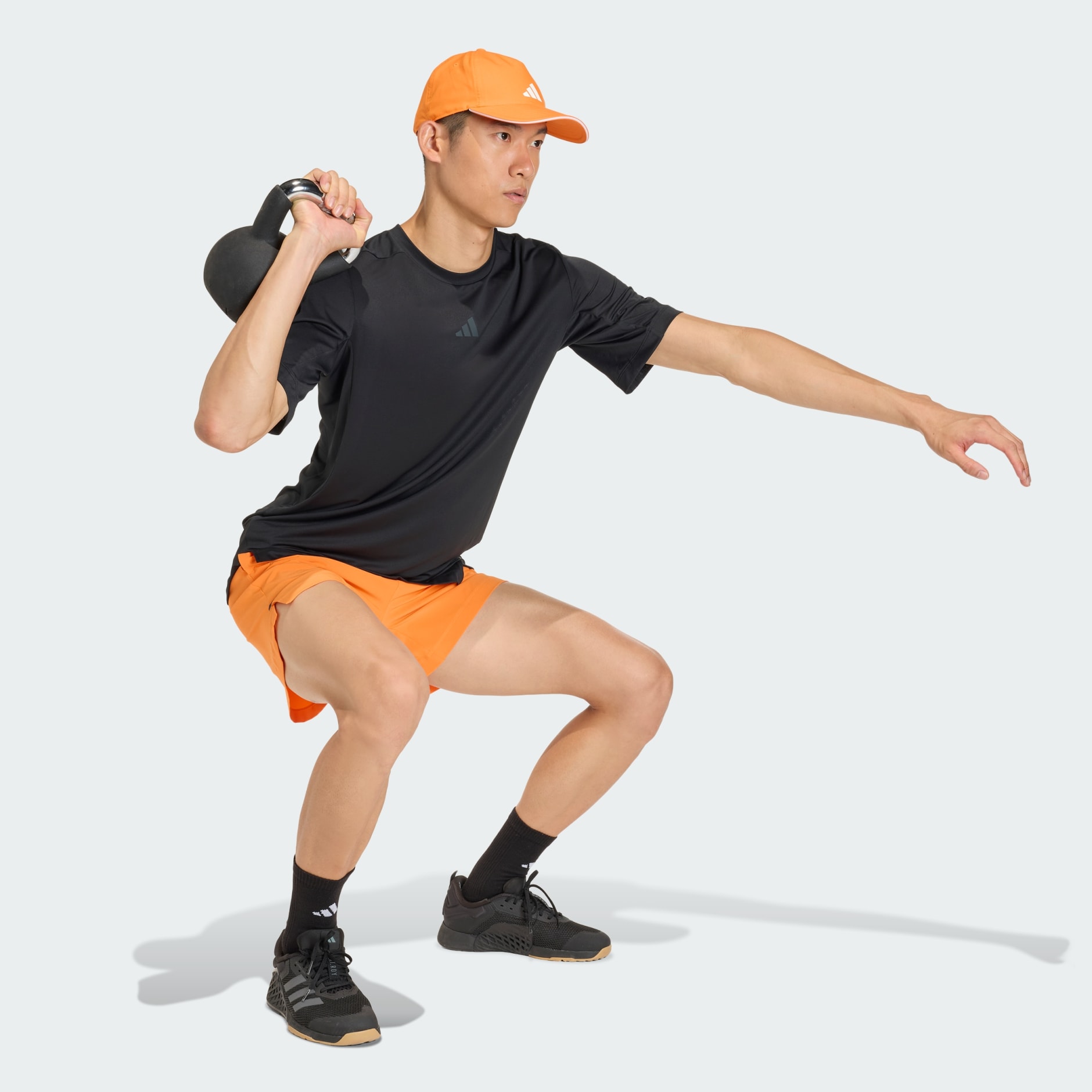 تيشيرت D4T ESSENTIALS