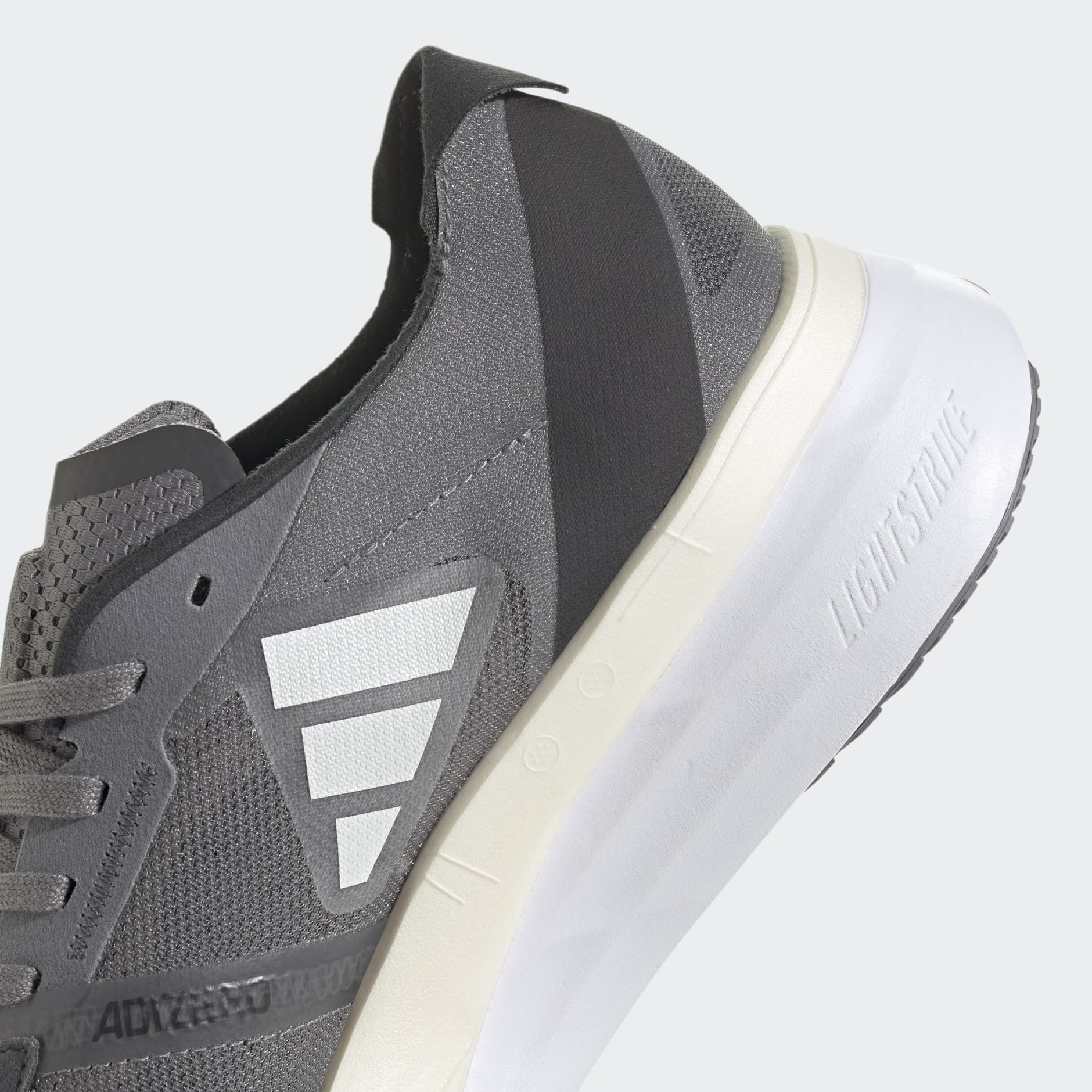 Tenis Adizero Boston 11