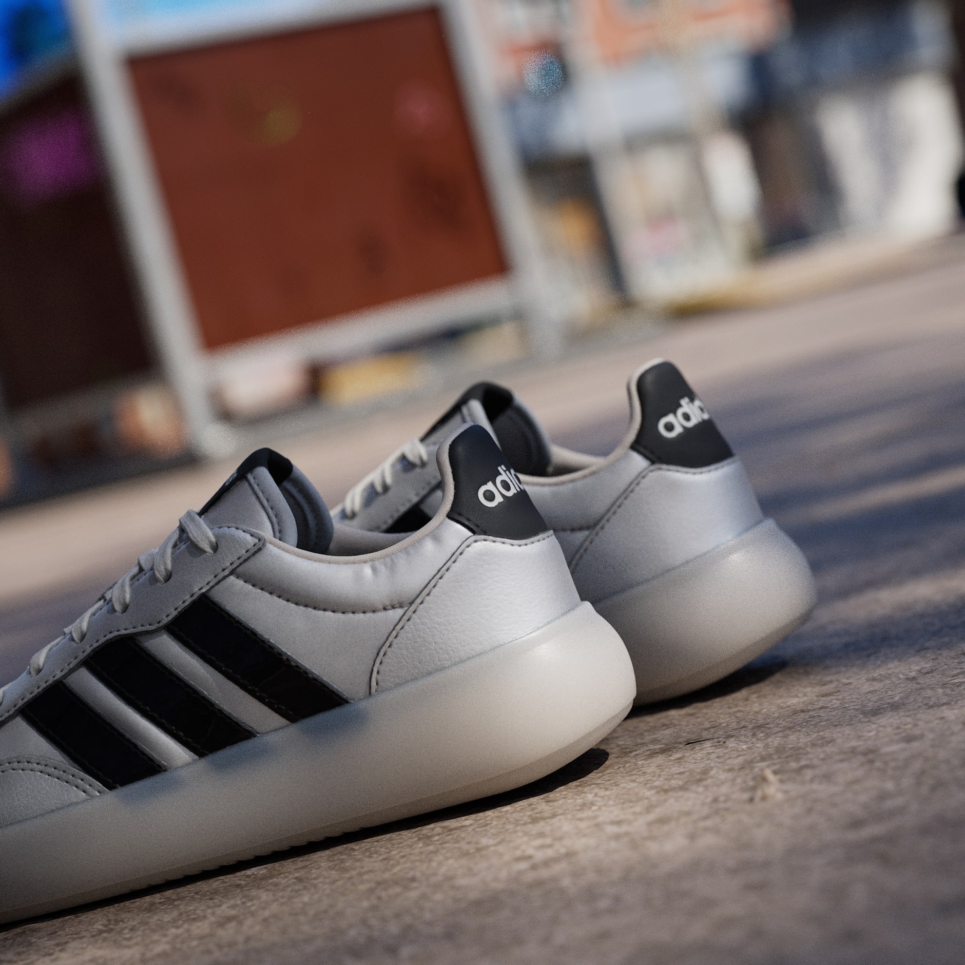 PANTOFI BARREDA DECODE