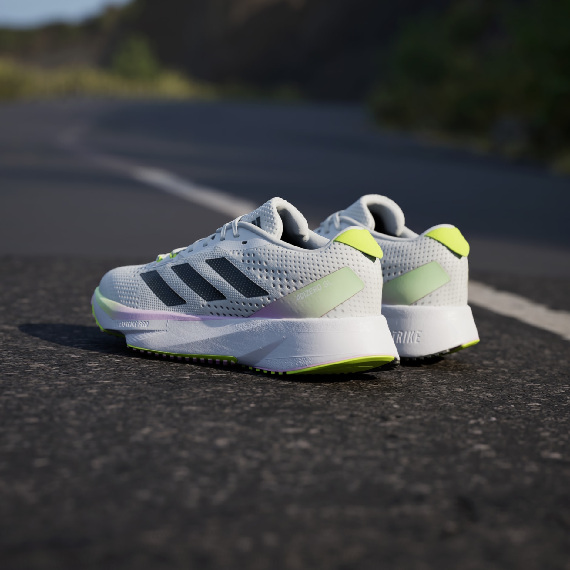 ADIZERO SL W