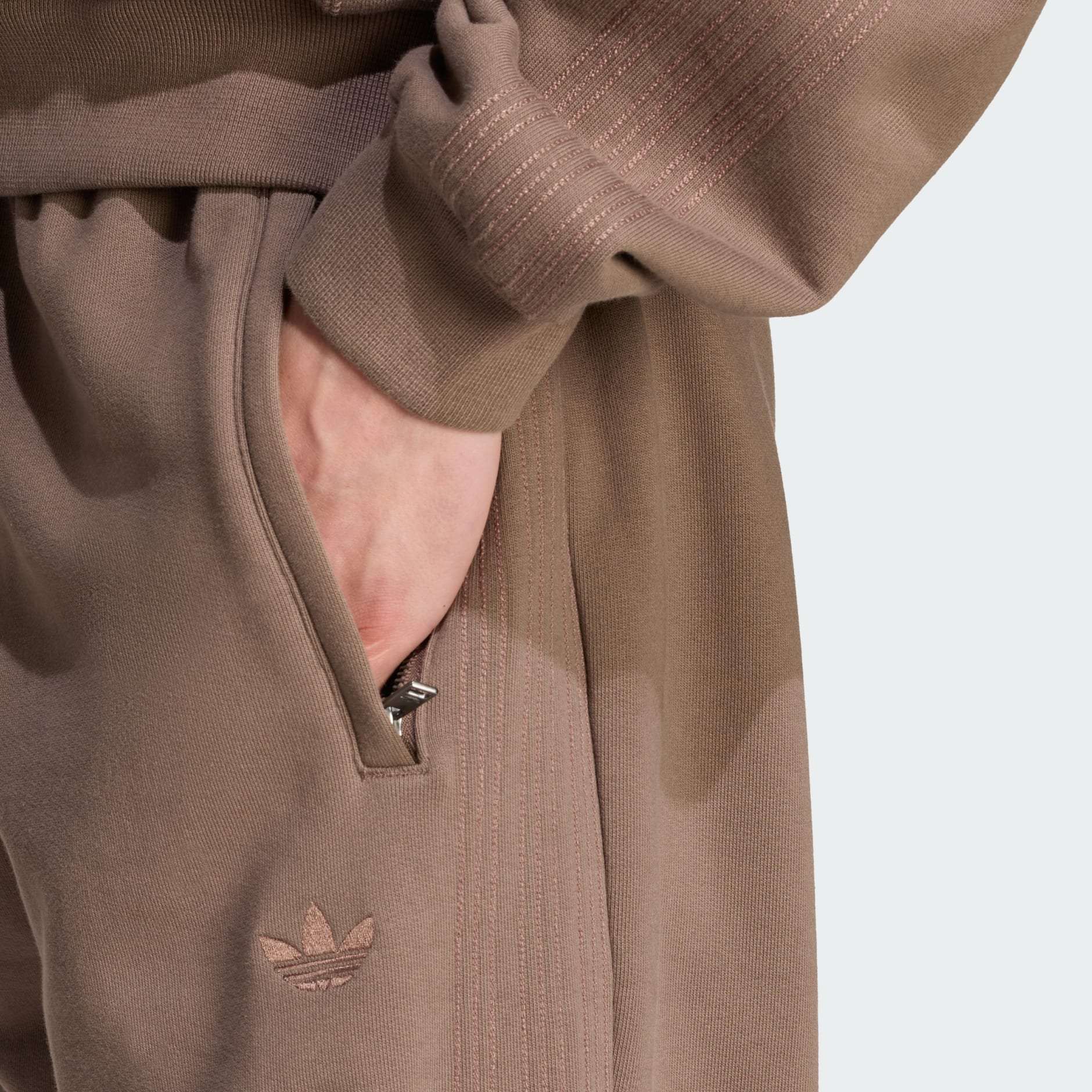 Premium Essentials Sweatpants