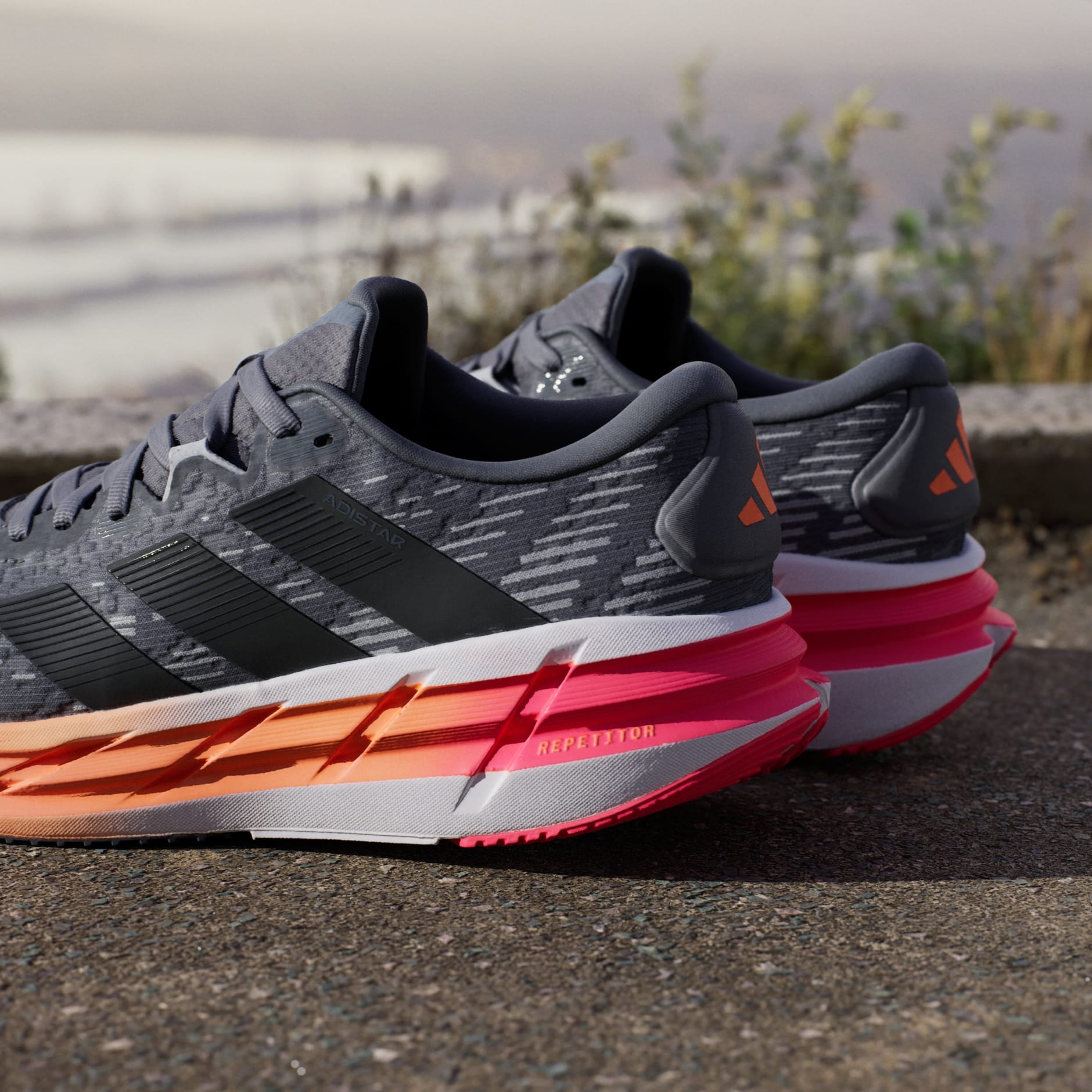 ADISTAR 4 RUNNING SHOES