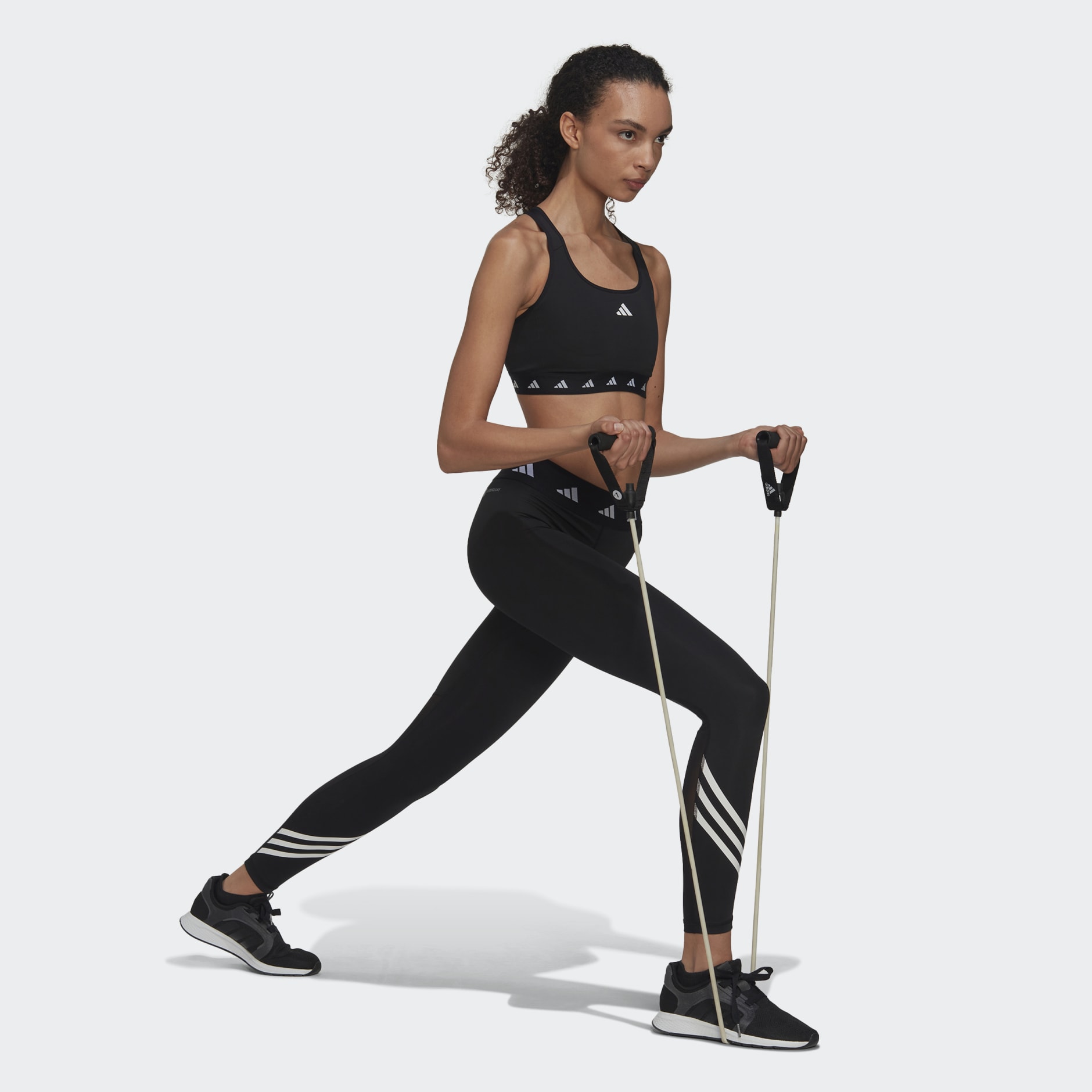adidas Women's POWERREACT Training Medium Support Techfit Bra, White/Black,  X-Large DD 