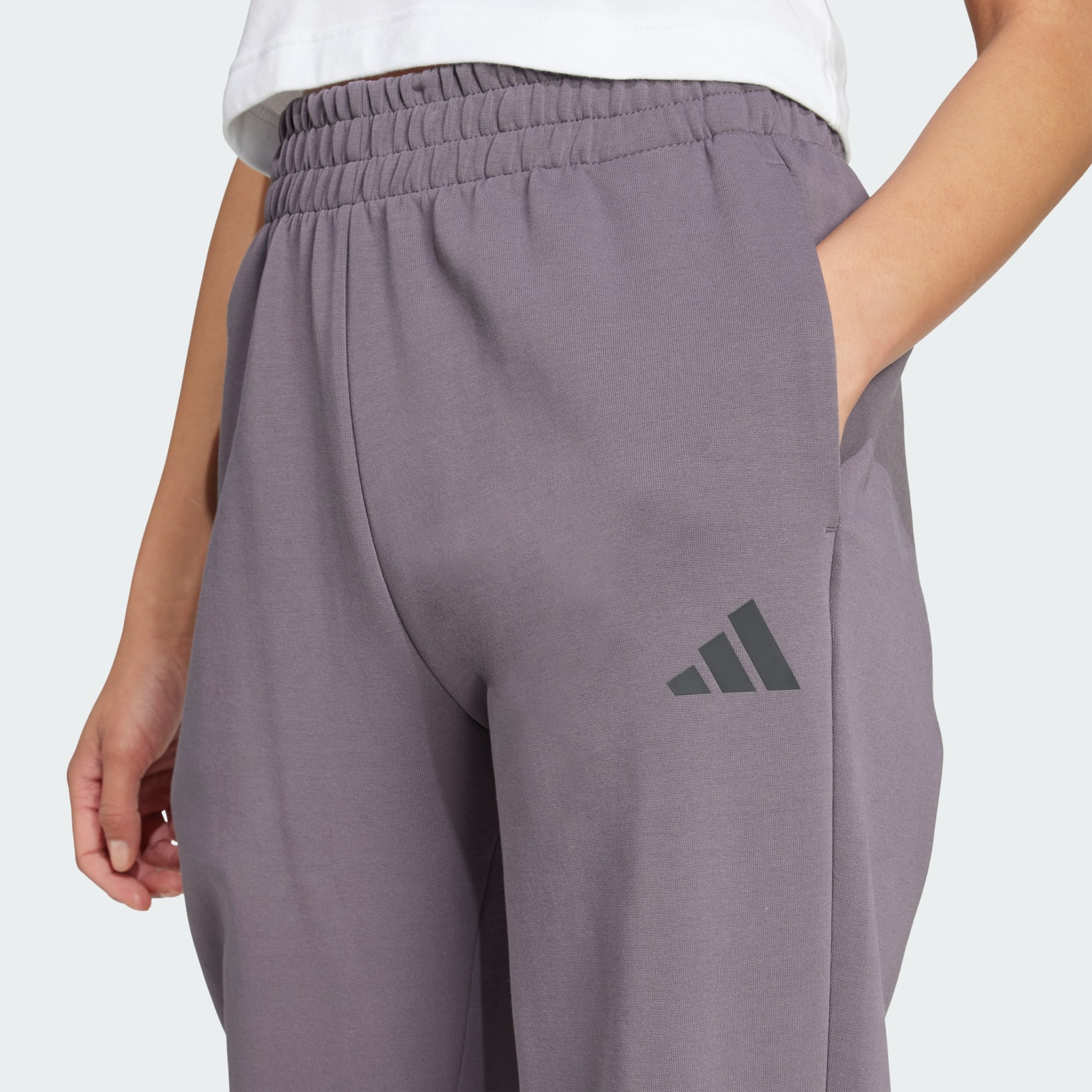 Future Icons Small Logo Pants