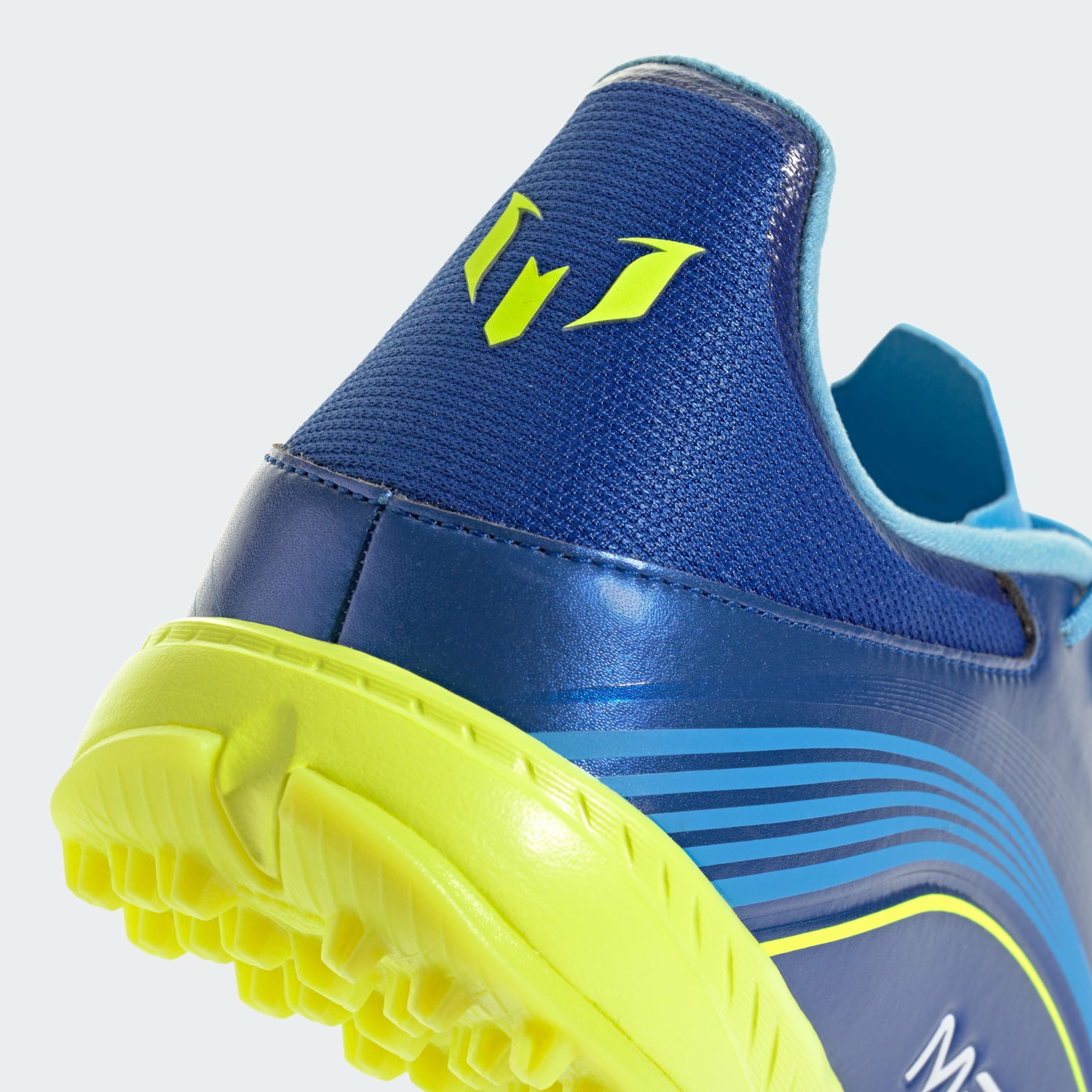 Ghete de fotbal pentru gazon artificial F50 Messi League