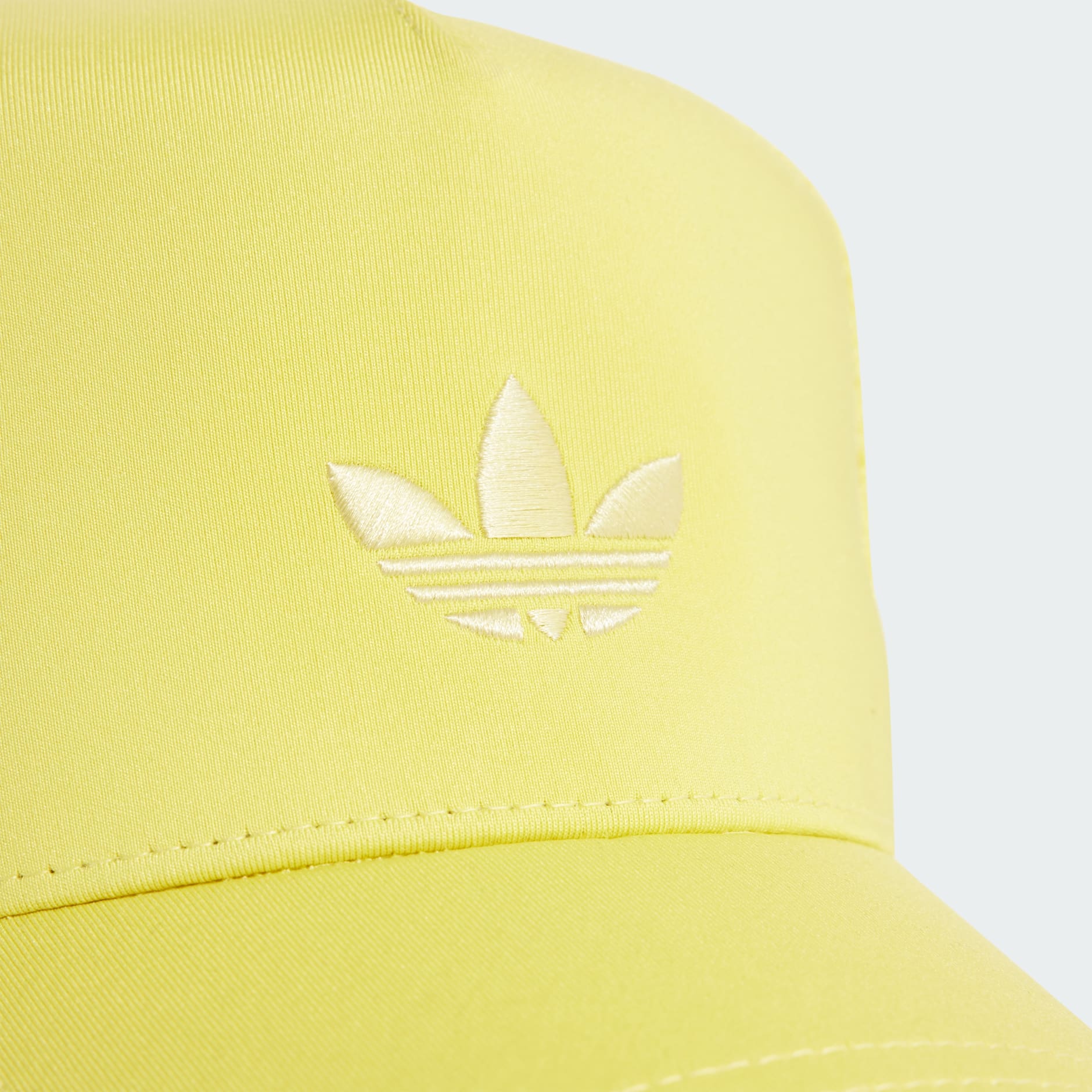 Adicolor Classic Curved Foam Trucker Cap