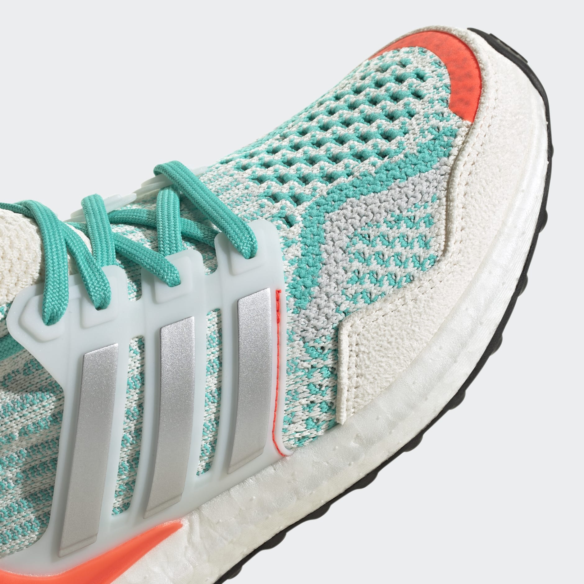 Ultraboost 5 DNA Shoes