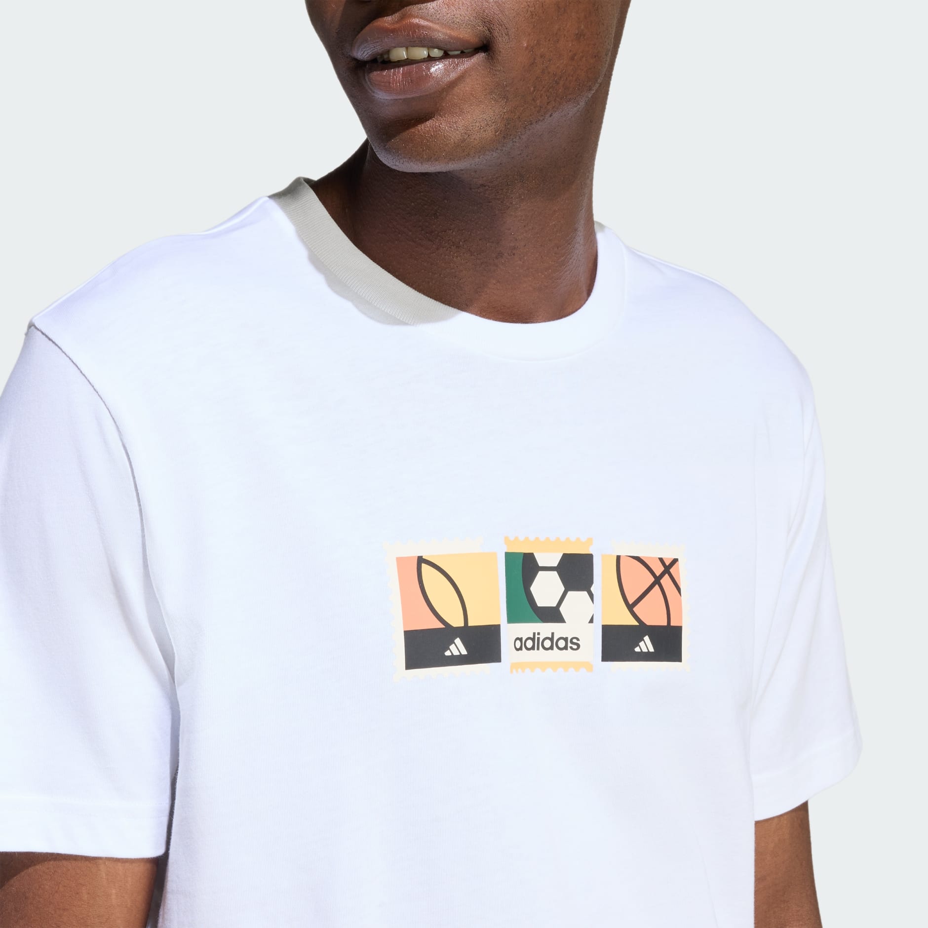 MEMORIES OF SPORT STAMPS GRAPHIC T-SHIRT