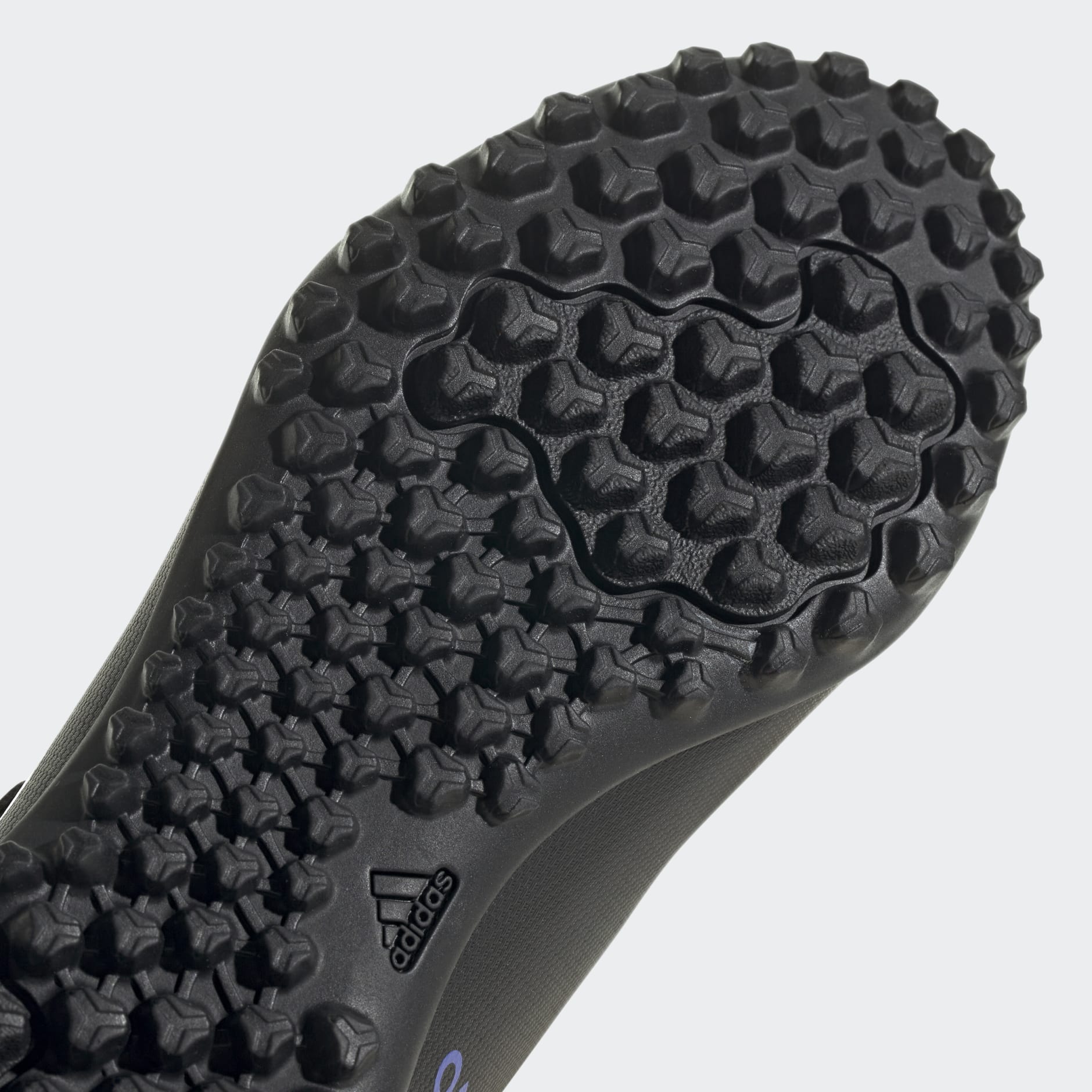 X Speedflow.4 Hook-and-Loop Turf Boots