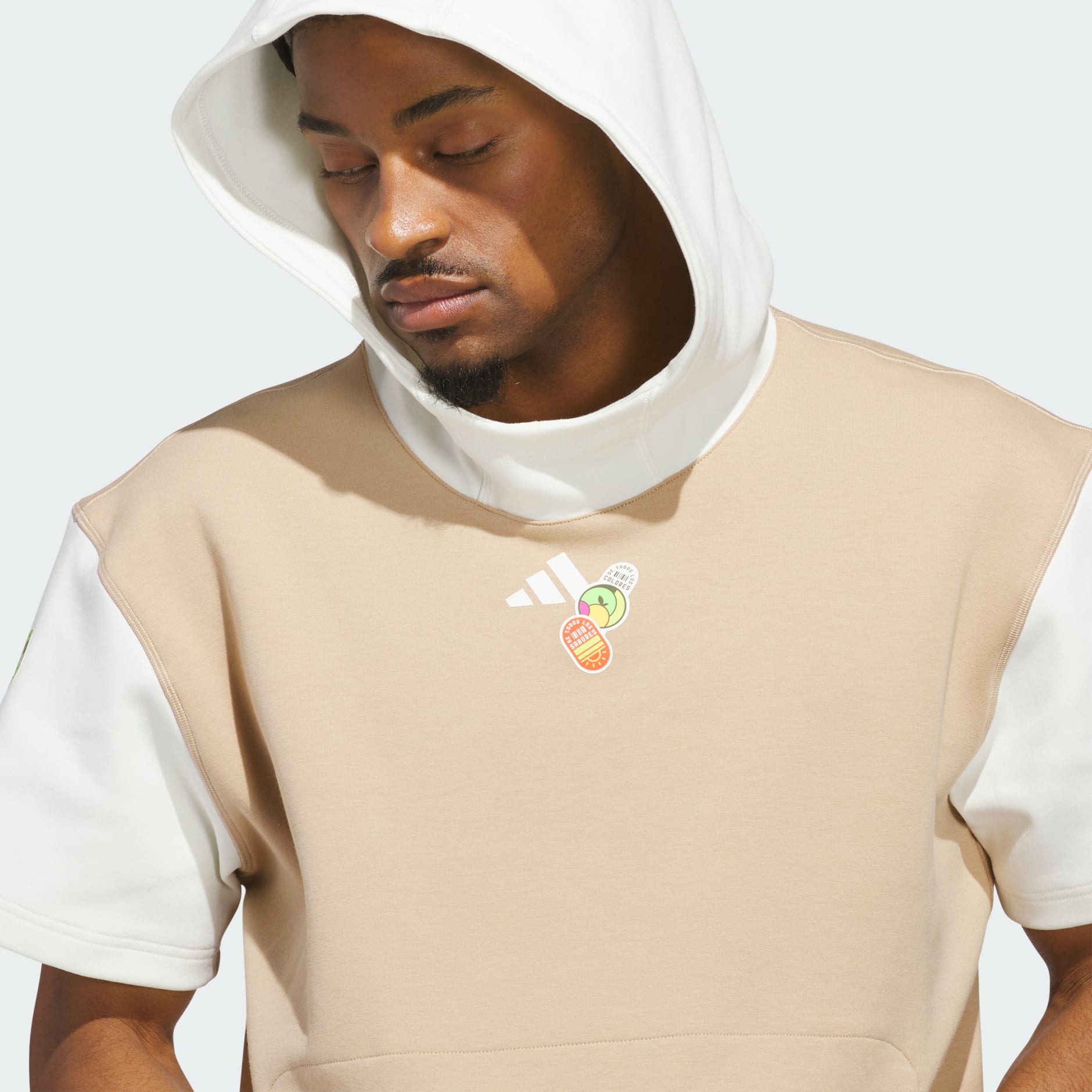 Hanorac cu m&acirc;necă scurtă cu tematică de Luna Națională a Patrimoniului Hispanic (unisex)