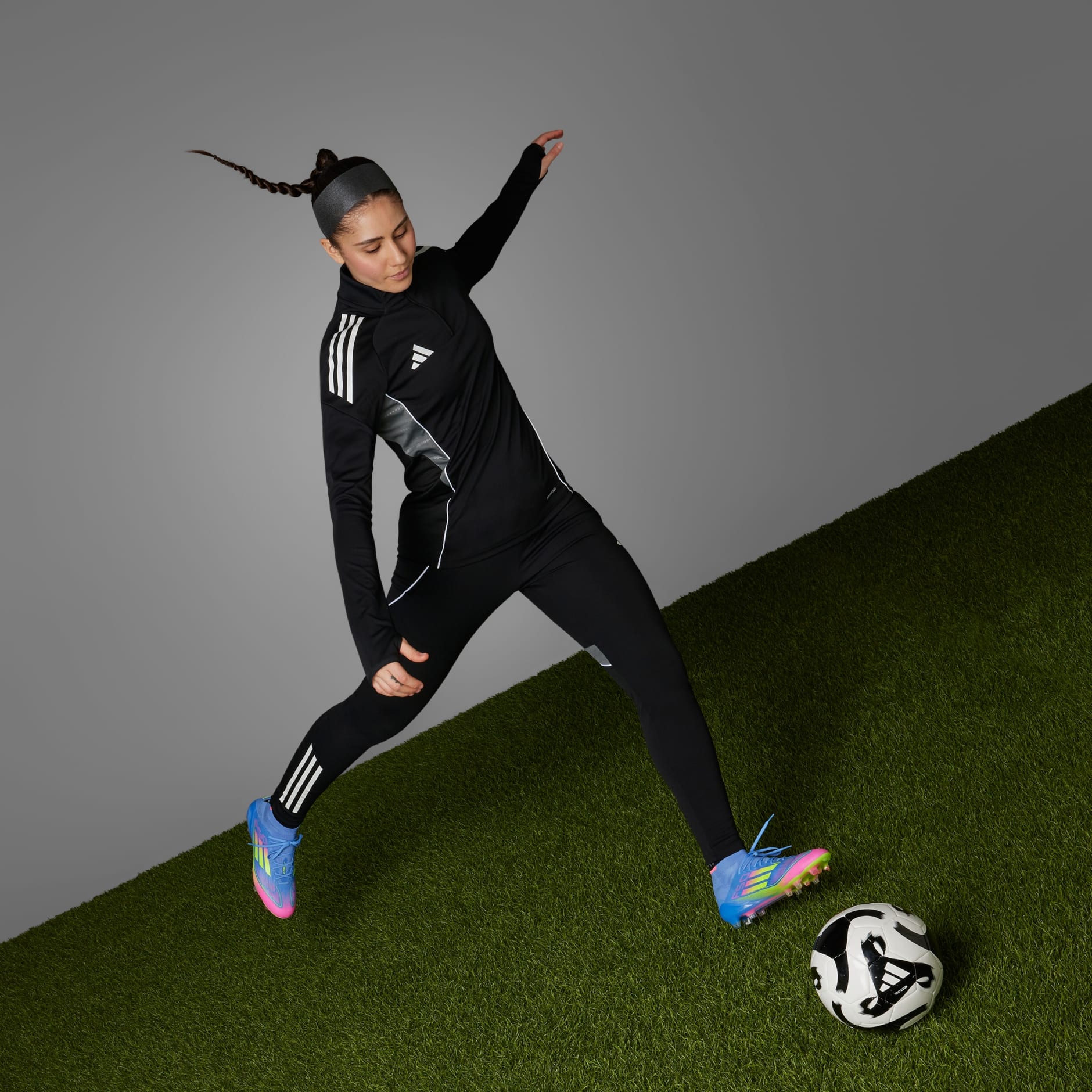 Kopačke F50 Elite Mid FG