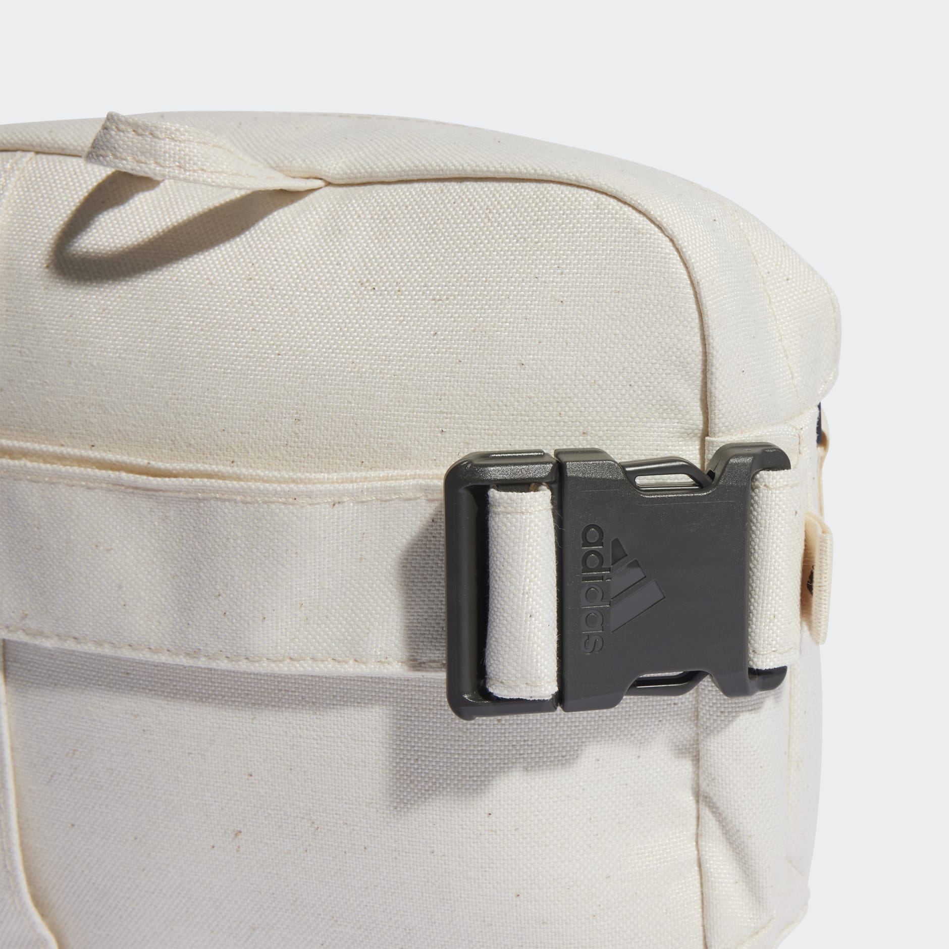 Classic Foundation Crossbody Lounge Bag