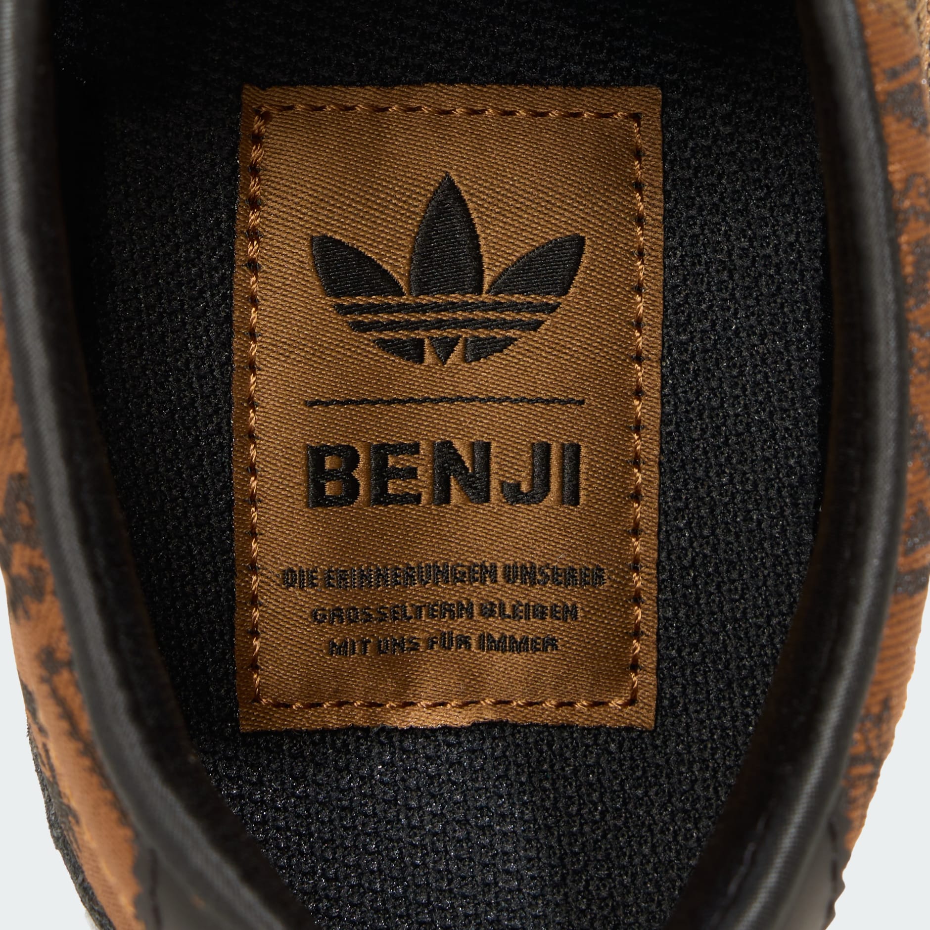 TOKYO BENJI Shoes