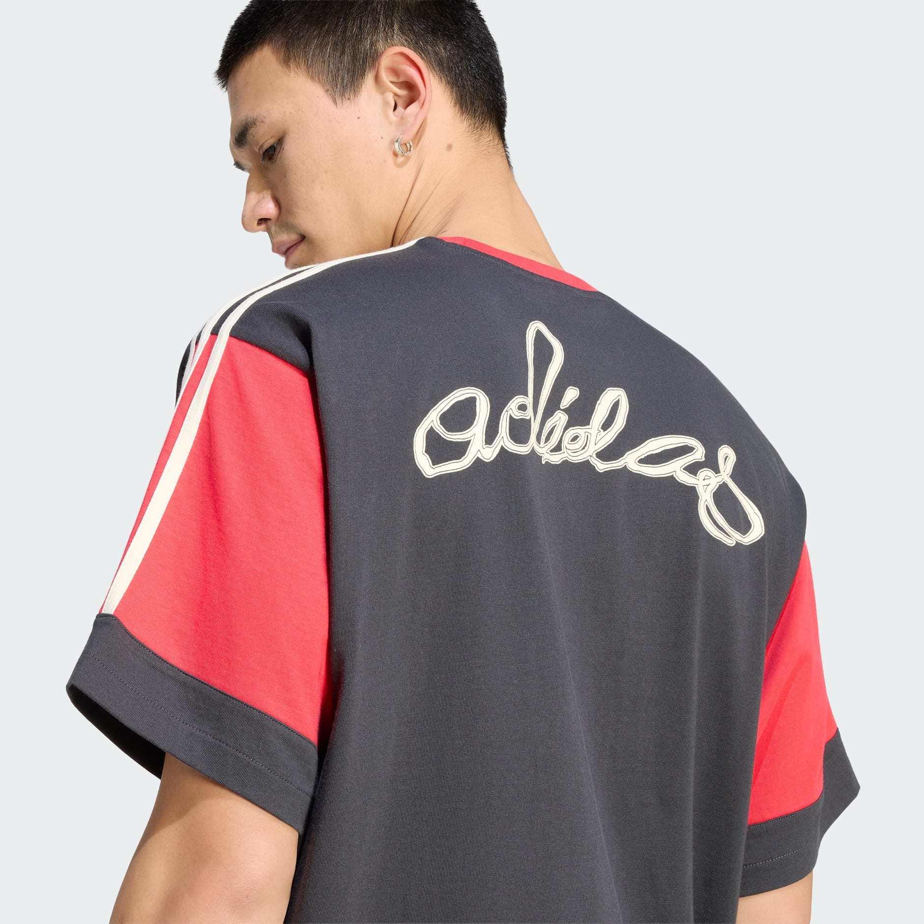 ORIGINALS PANELED GRAPHIC TEE