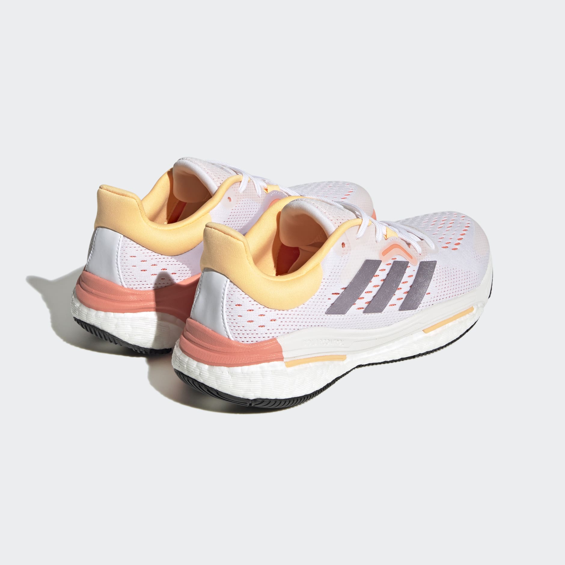 Adidas blanche hotsell et orange