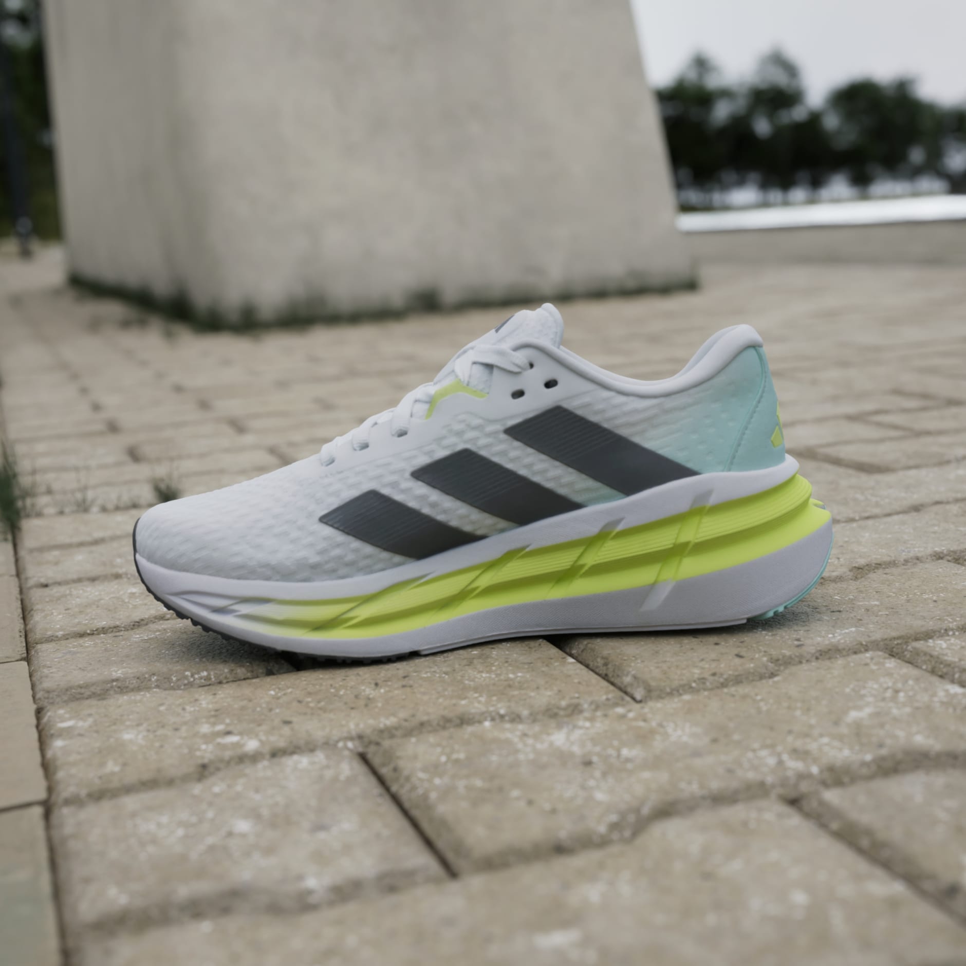 Adistar 3 Shoes