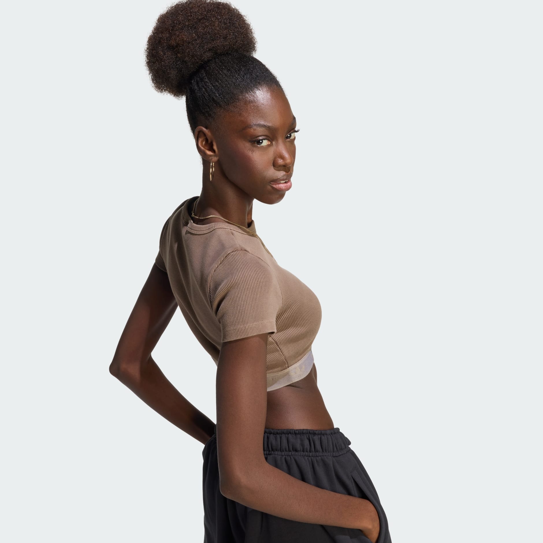 REBRASTA MAJICA ISPRANOG IZGLEDA ESSENTIALS