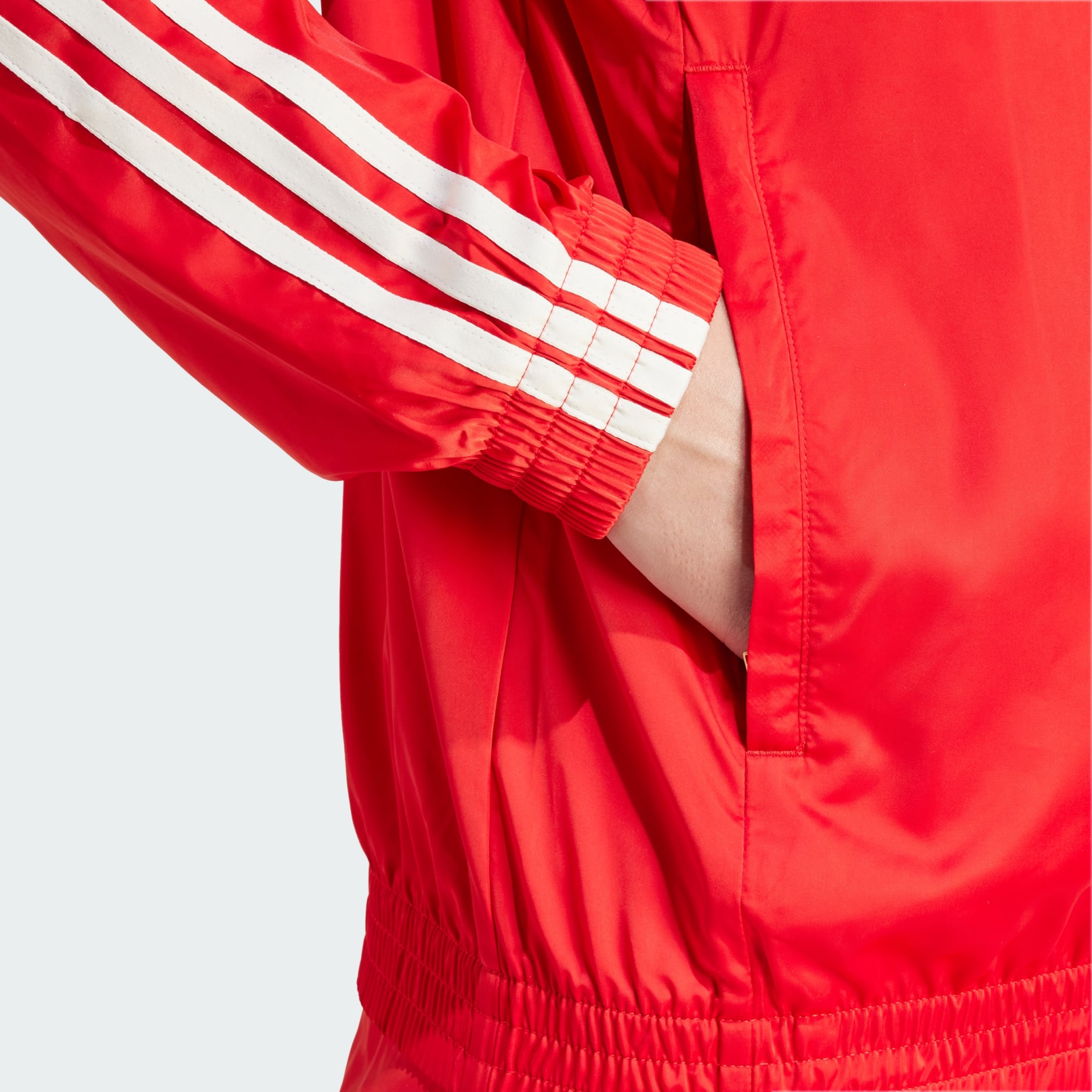 TRACK TOP