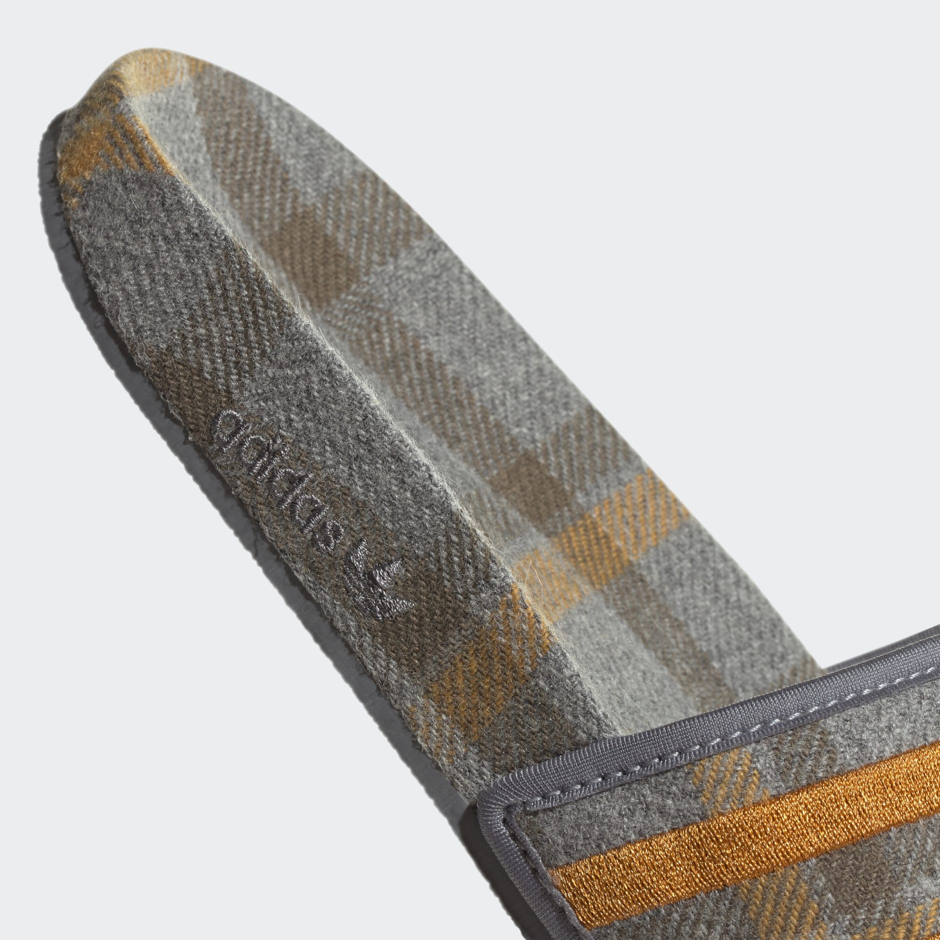 Adilette Slides