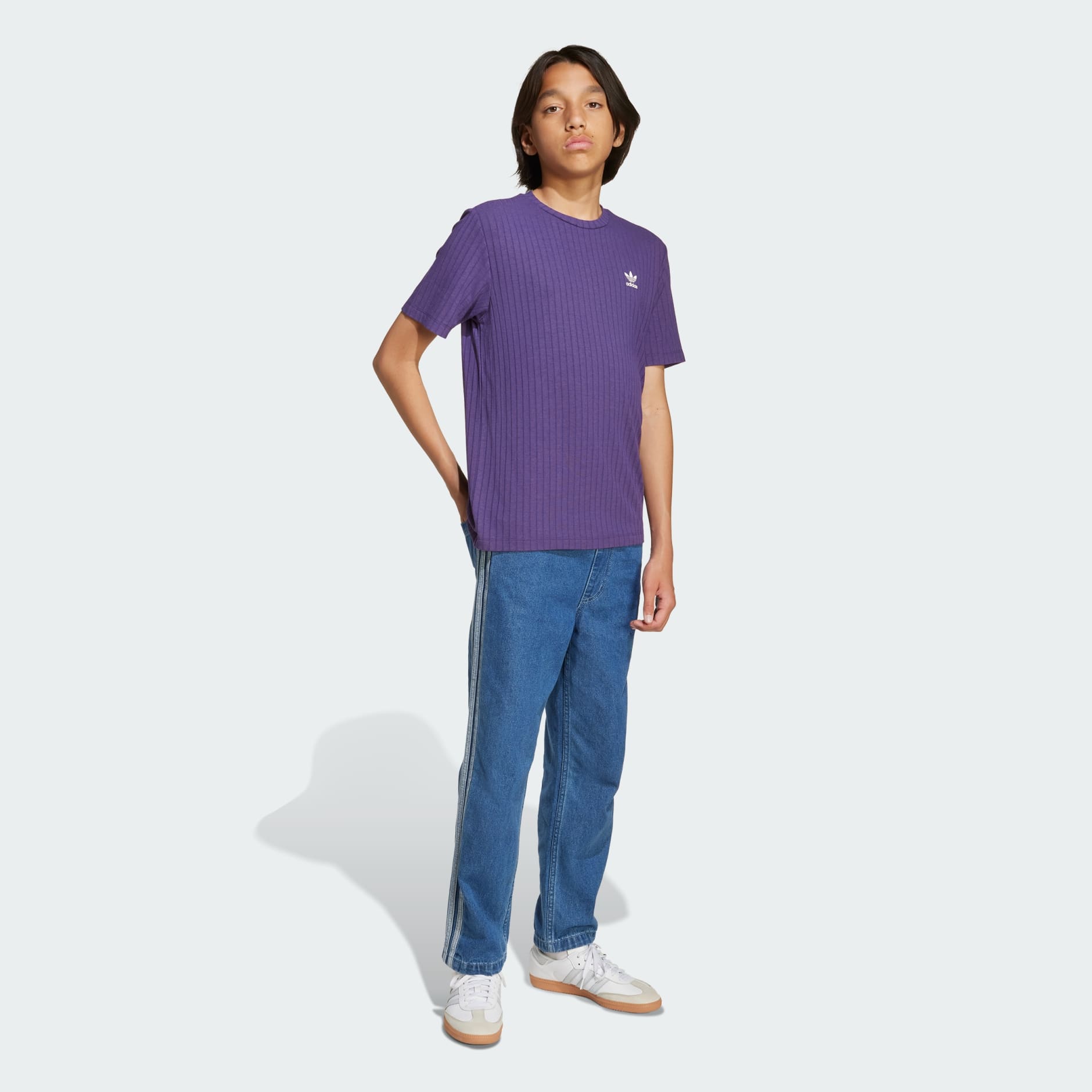 تيشيرت مضلع واسع للأطفال